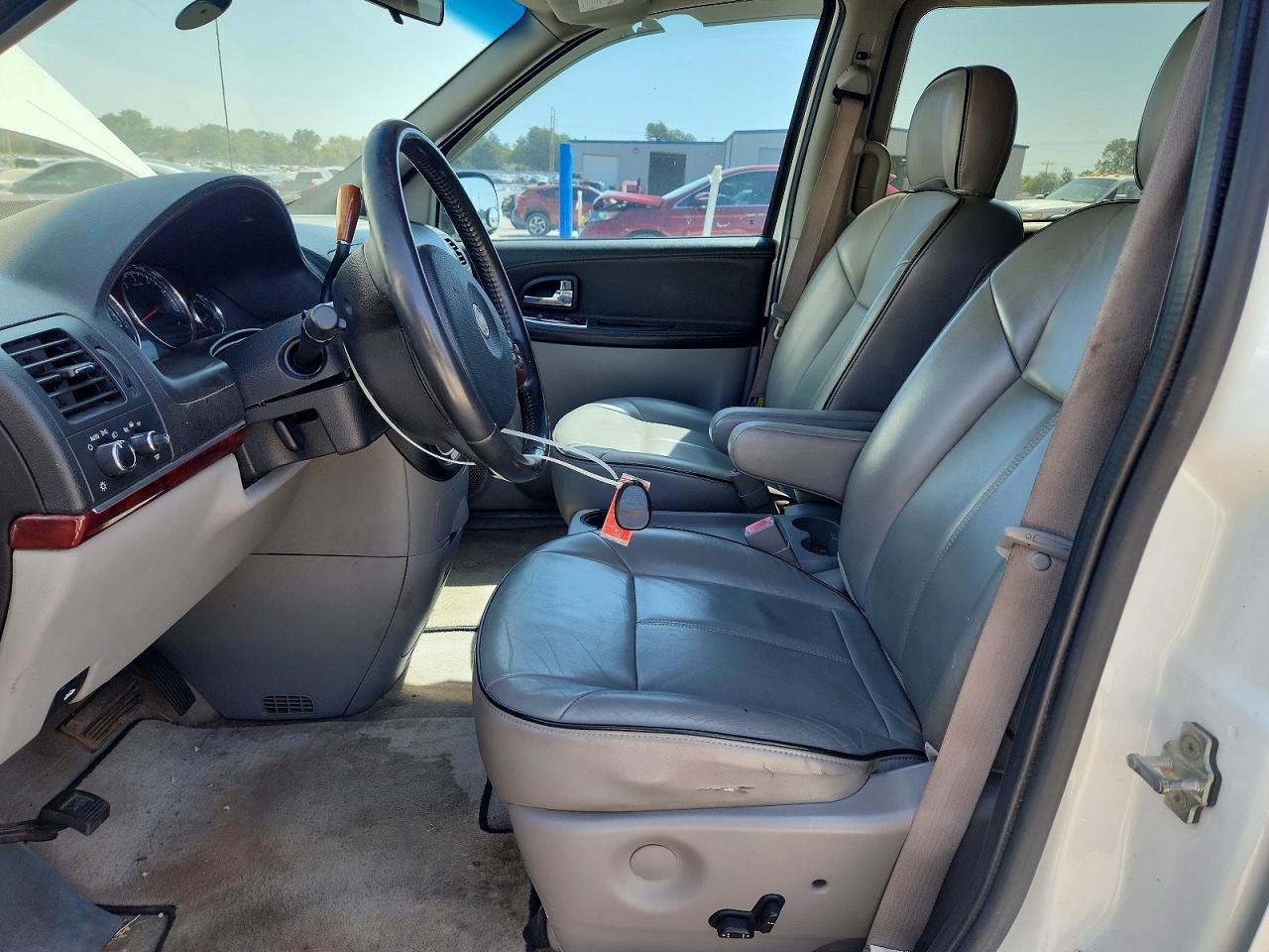 2005 Buick Terraza Cxl White vin: 5GADV33L25D249329