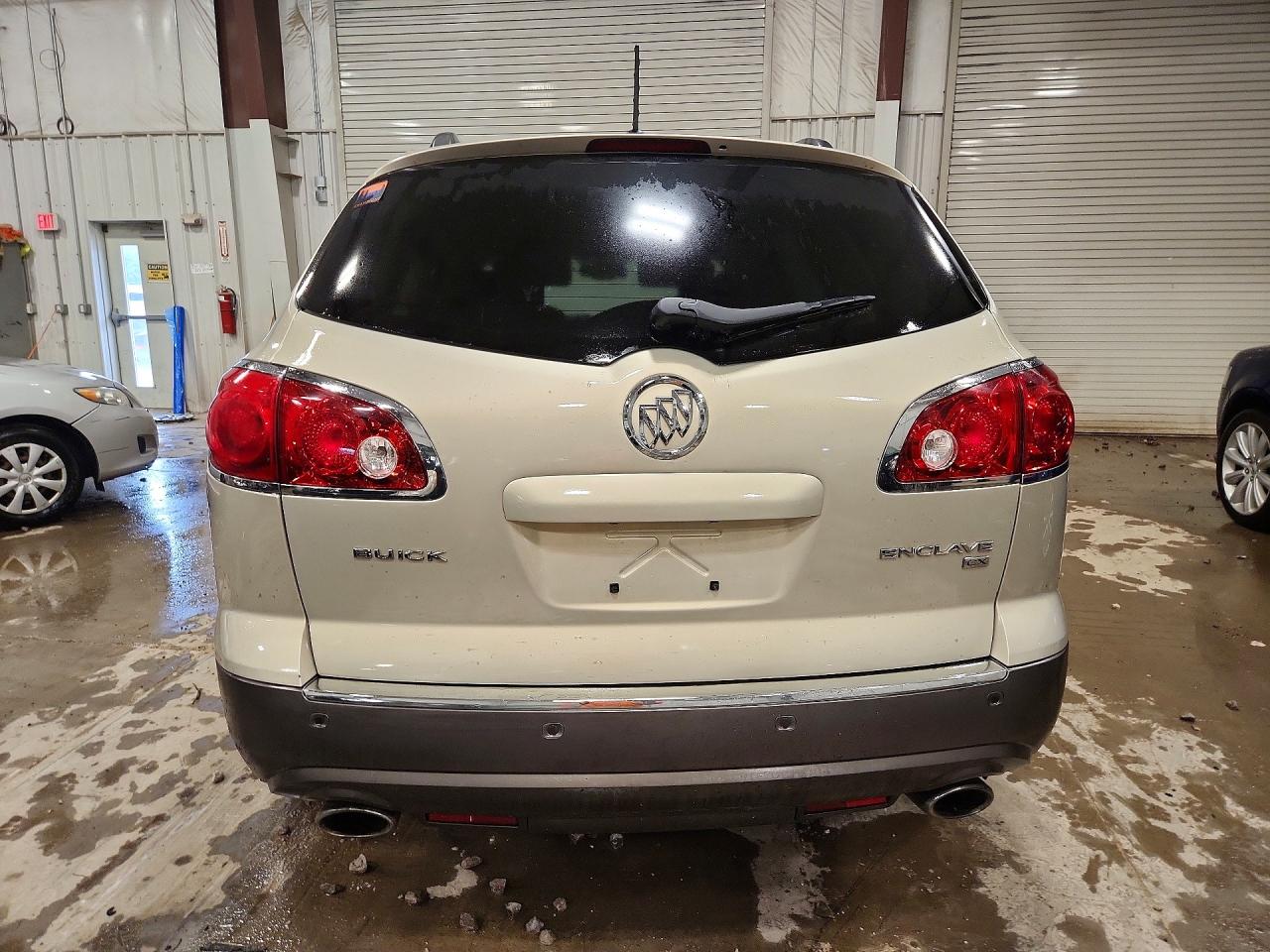 2008 Buick Enclave Cx Желто-коричневый vin: 5GAER13758J193893