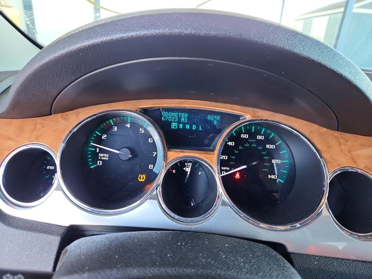 2009 Buick Enclave Cx Серебряный vin: 5GAER13D59J196476