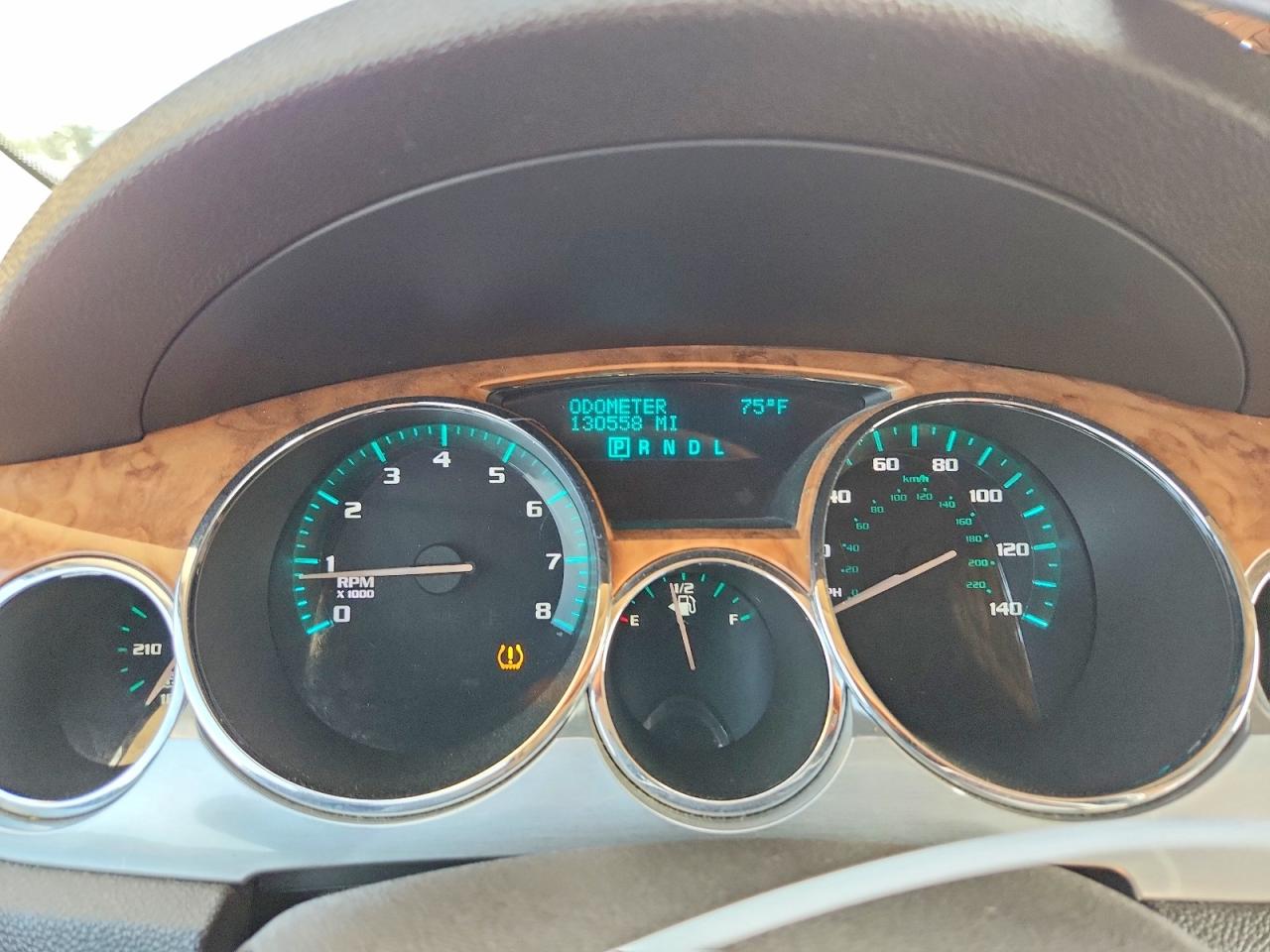 2008 Buick Enclave Cxl White vin: 5GAER23708J184623