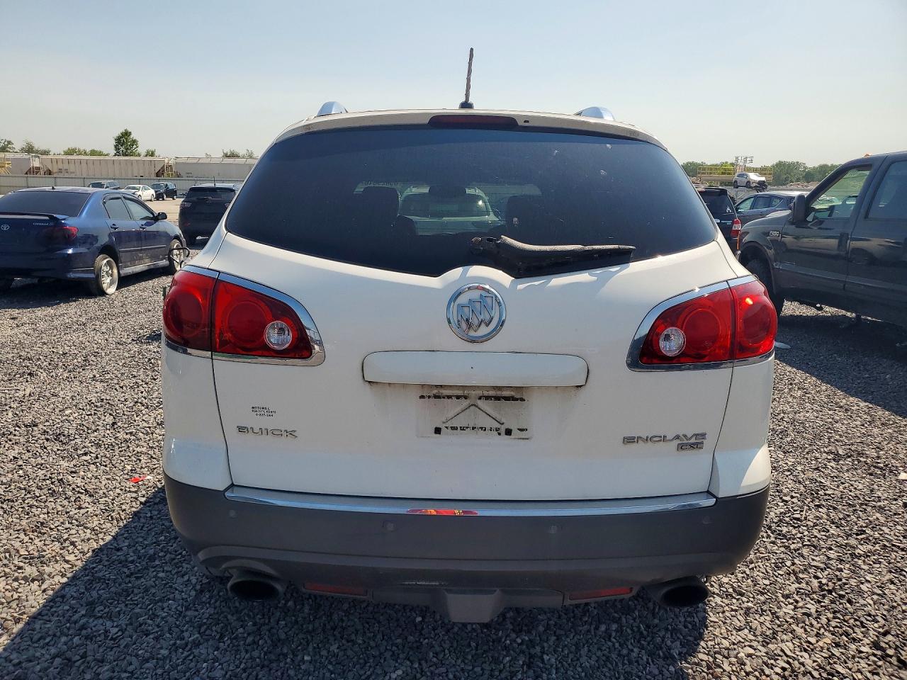 2008 Buick Enclave Cxl White vin: 5GAER23708J230239