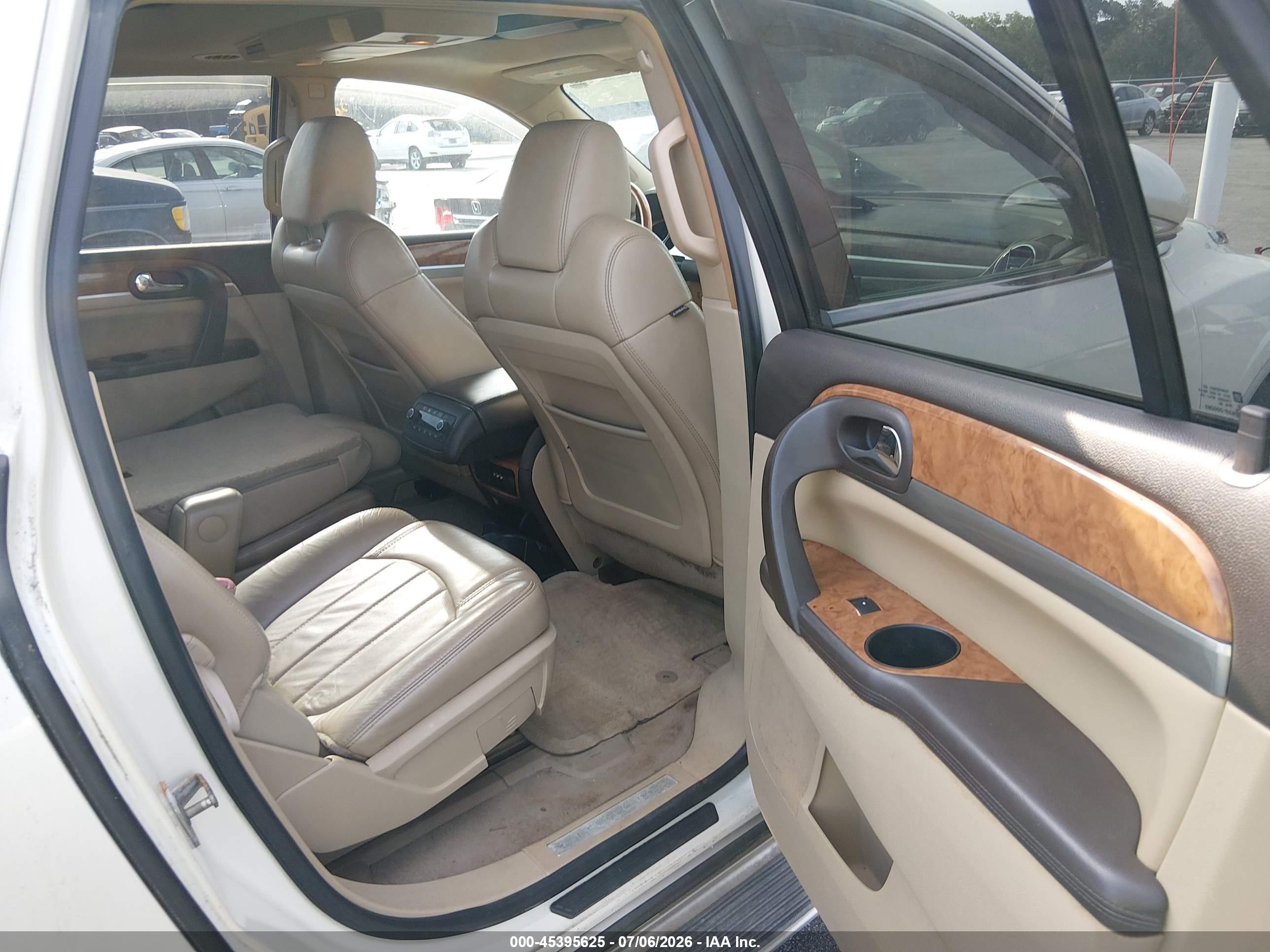 2008 Buick Enclave Cxl White vin: 5GAER23718J255974