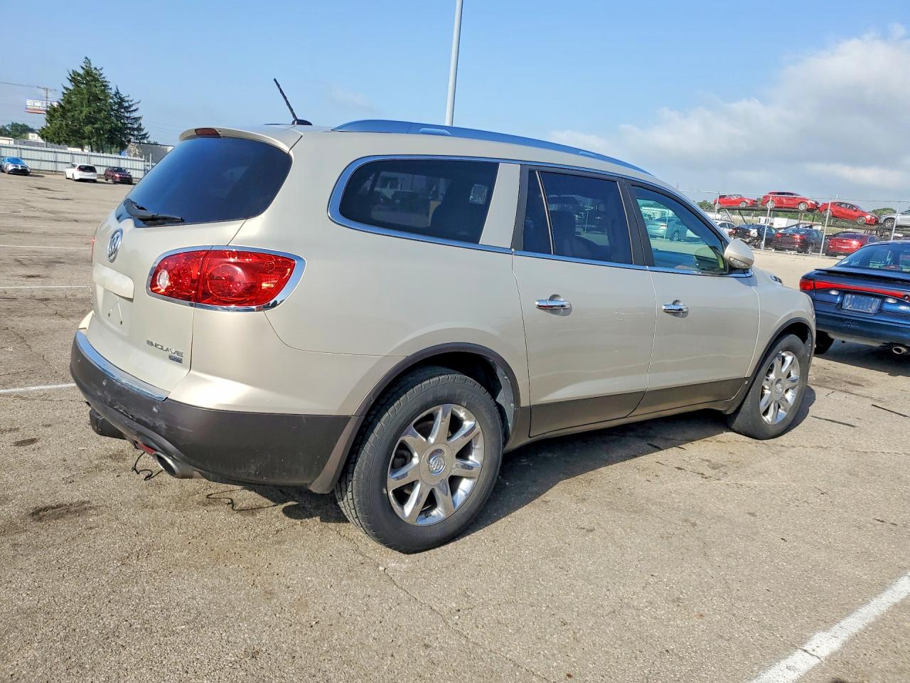 2008 Buick Enclave Cxl Бежевый vin: 5GAER23718J264674