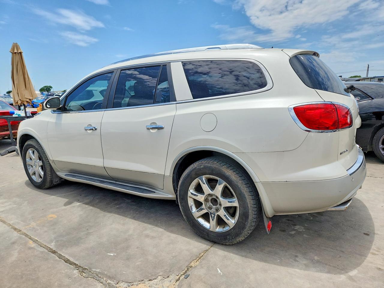 2008 Buick Enclave Cxl White vin: 5GAER23728J105520