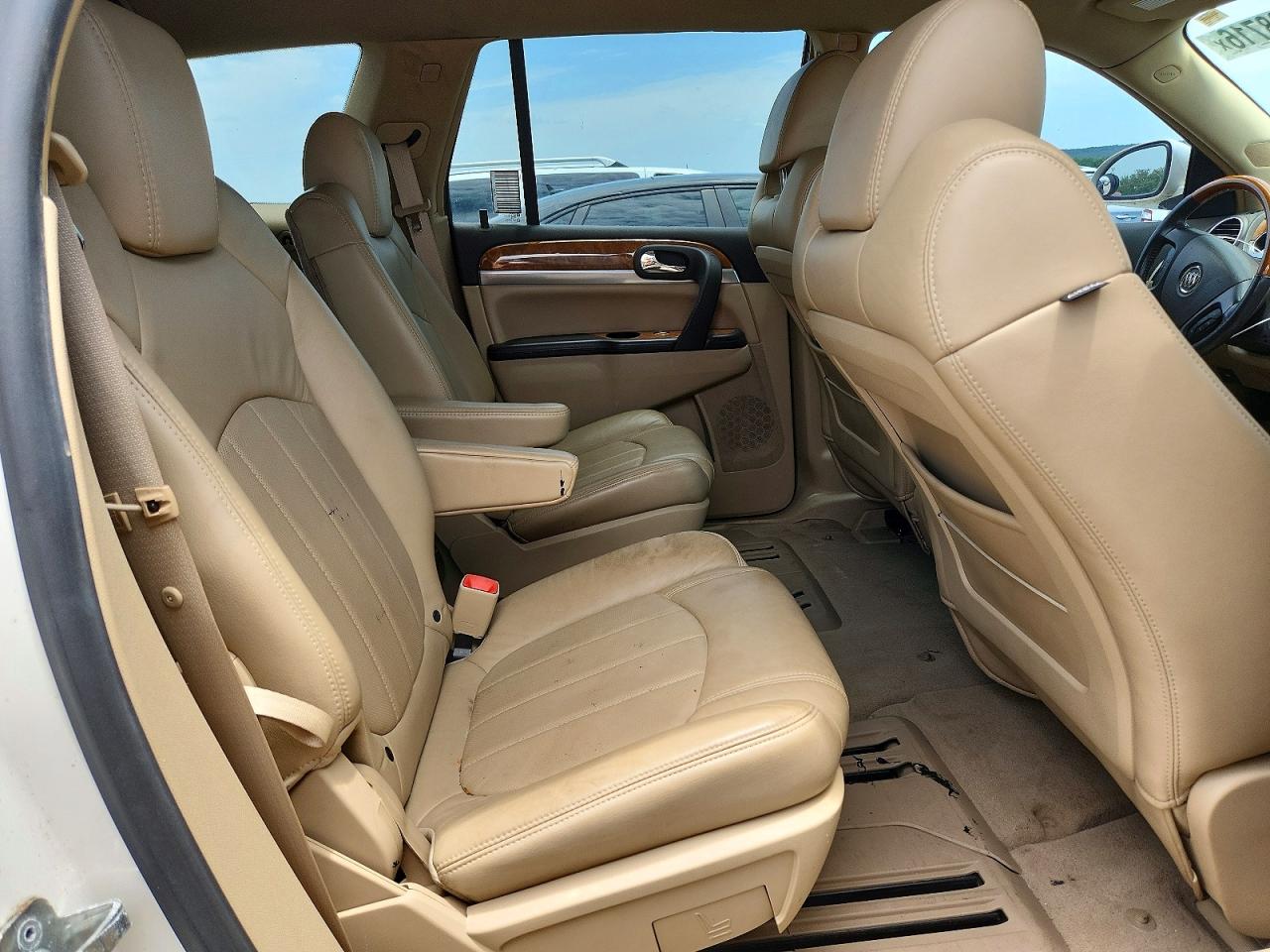 2008 Buick Enclave Cxl White vin: 5GAER23728J105520