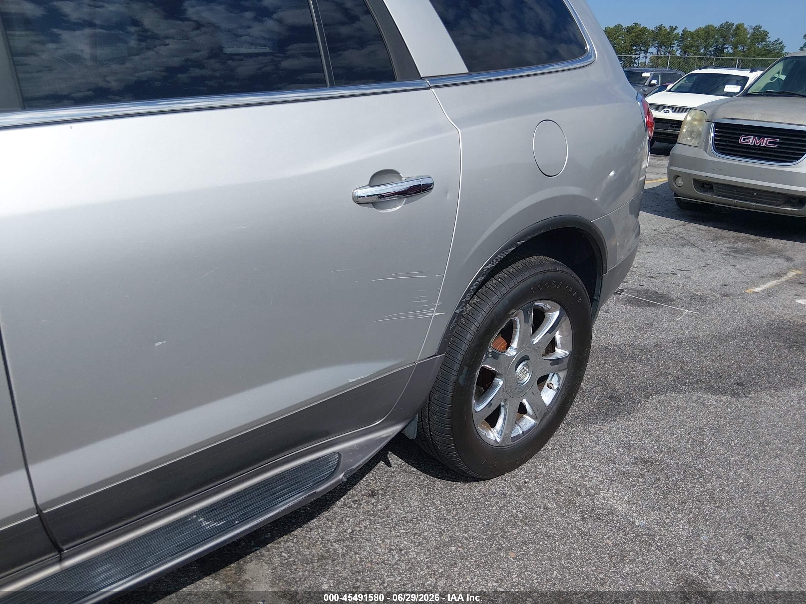2008 Buick Enclave Cxl Silver vin: 5GAER23728J107154