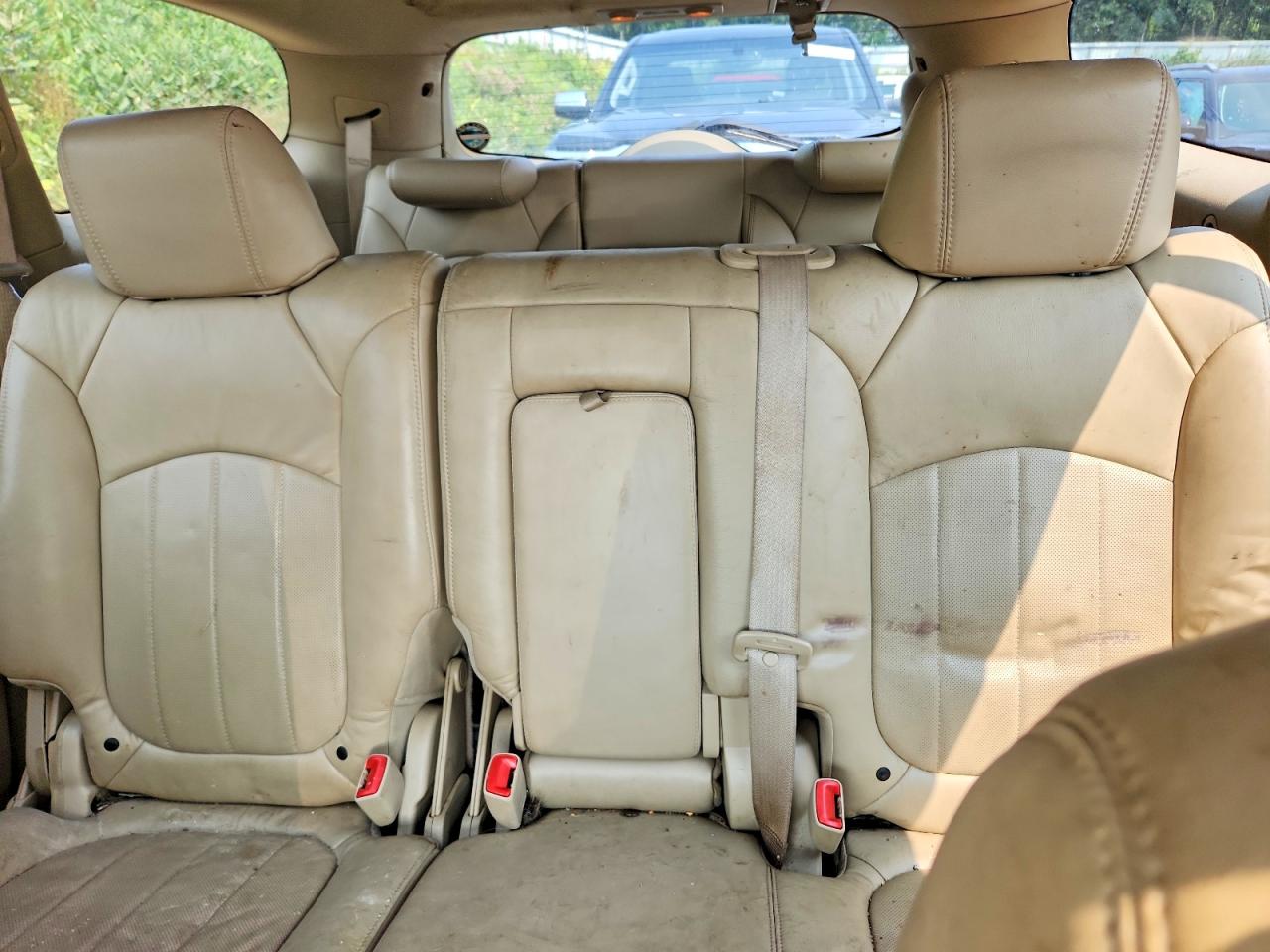 2008 Buick Enclave Cxl White vin: 5GAER23768J102930