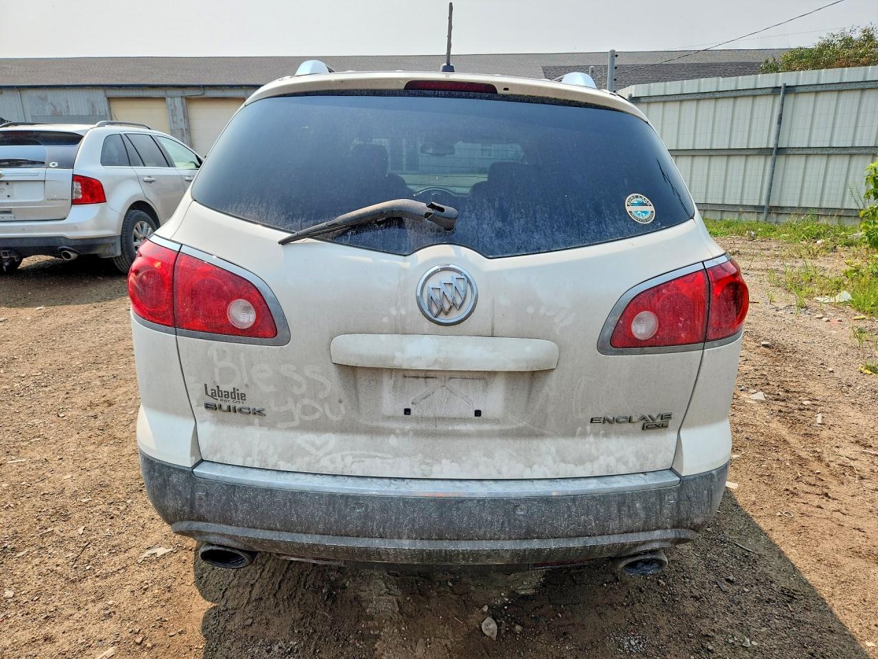 2008 Buick Enclave Cxl White vin: 5GAER23768J102930