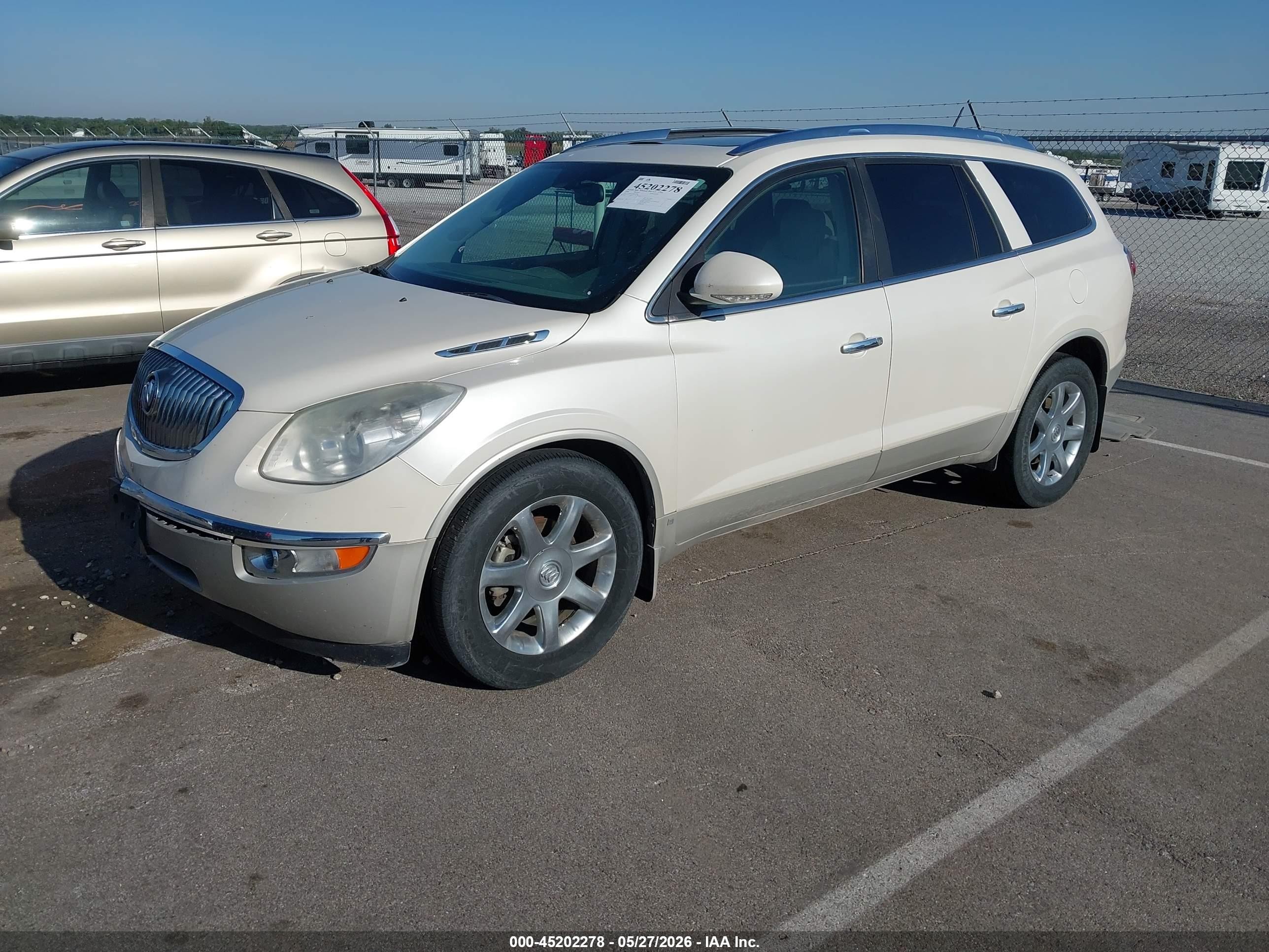 2008 Buick Enclave Cxl White vin: 5GAER23768J116584
