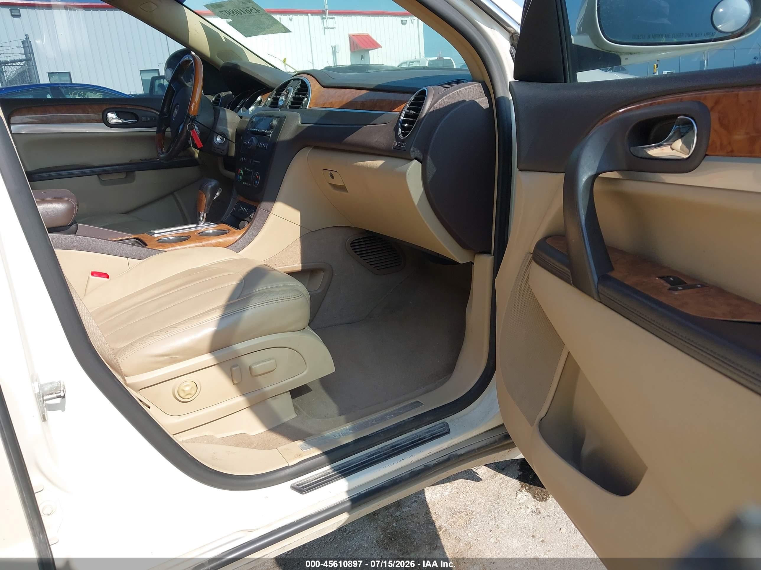 2008 Buick Enclave Cxl White vin: 5GAER237X8J191644