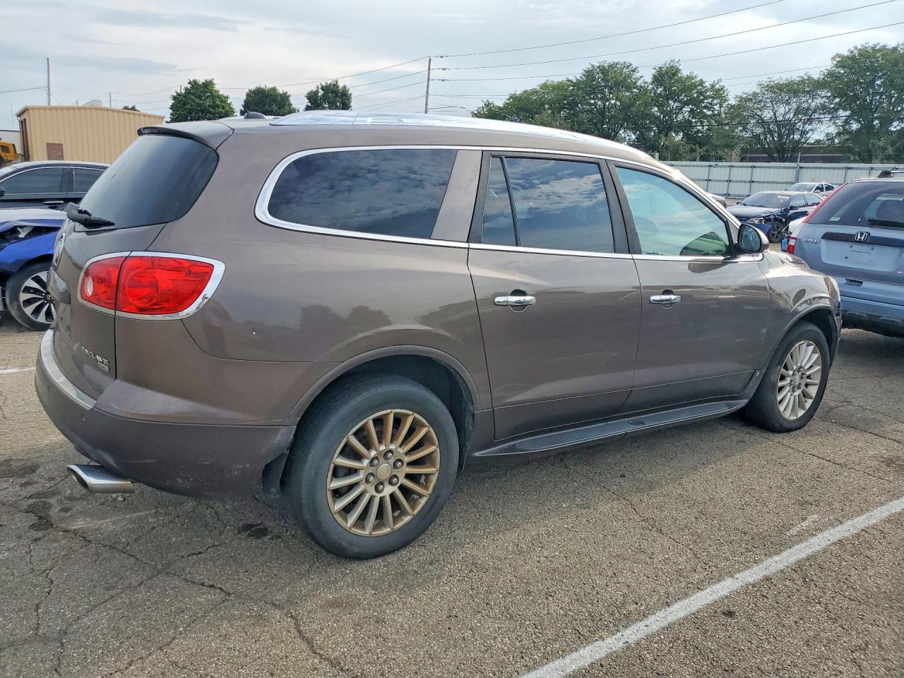 2008 Buick Enclave Cxl Коричневый vin: 5GAER237X8J255729