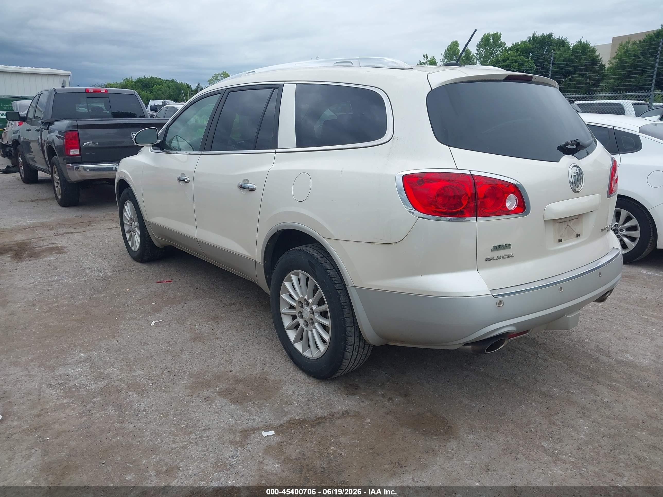 2009 Buick Enclave Cxl Белый vin: 5GAER23D39J115609