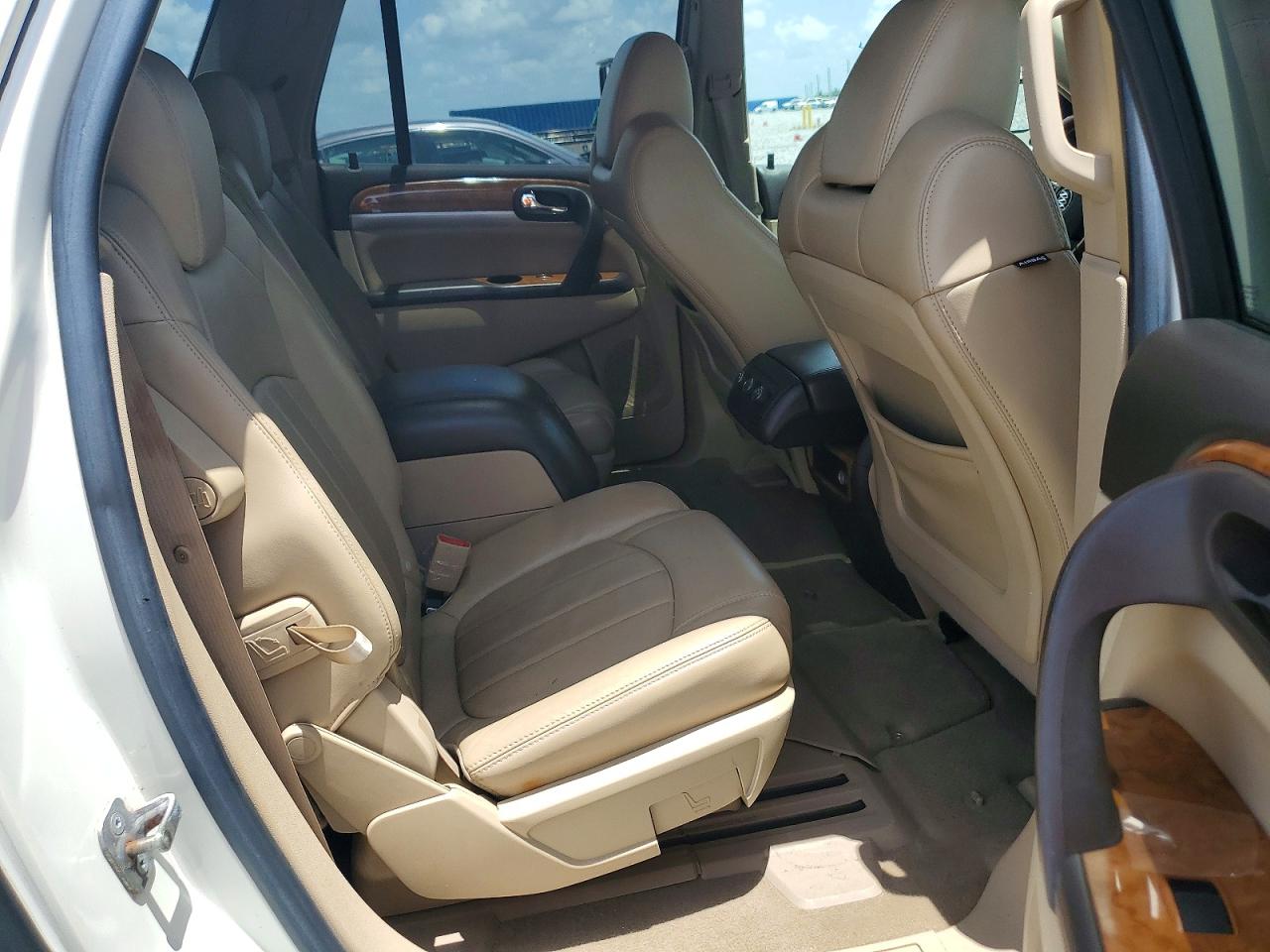 2009 Buick Enclave Cxl White vin: 5GAER23D39J215595