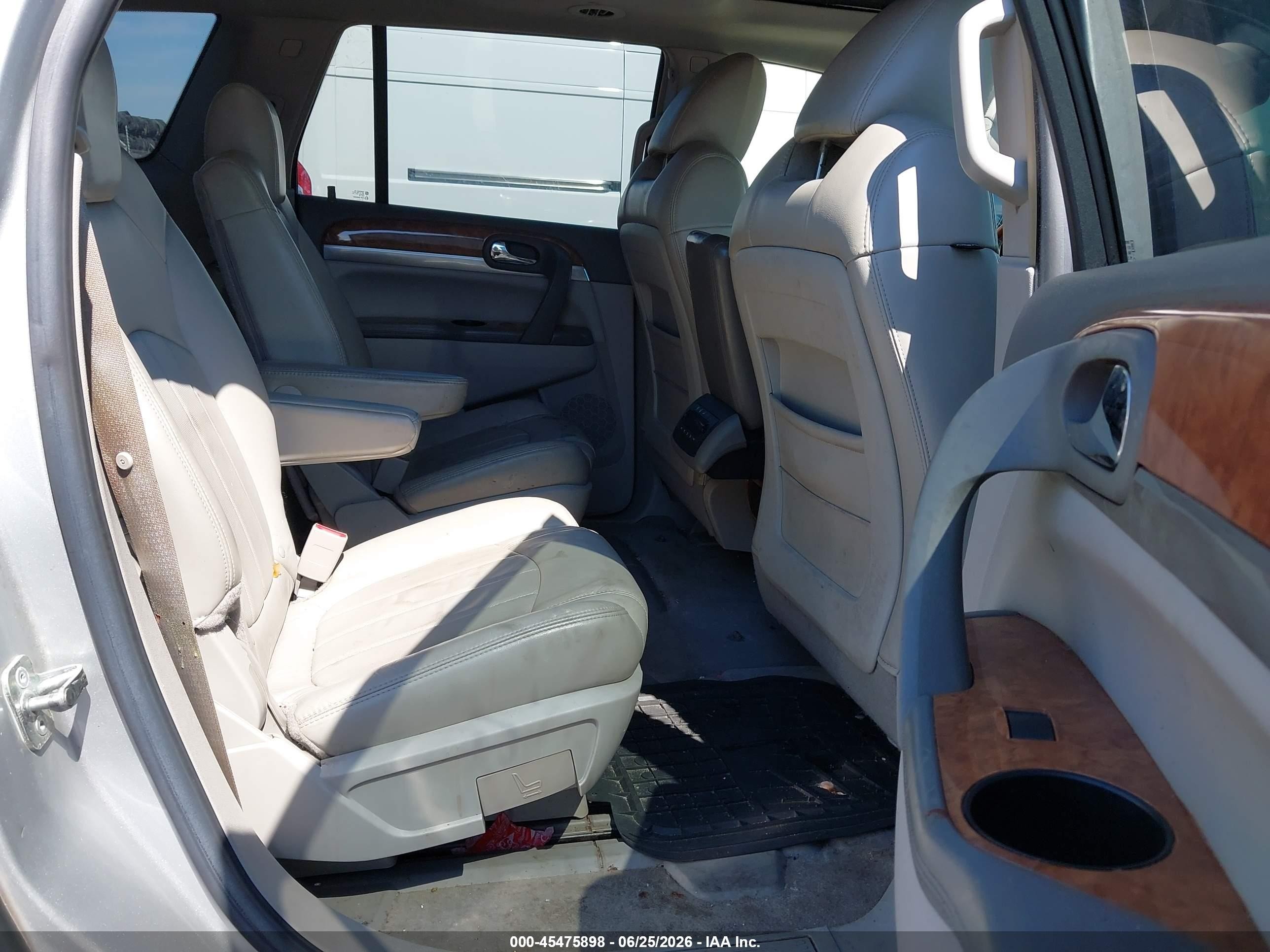 2009 Buick Enclave Cxl Silver vin: 5GAER23D59J152712