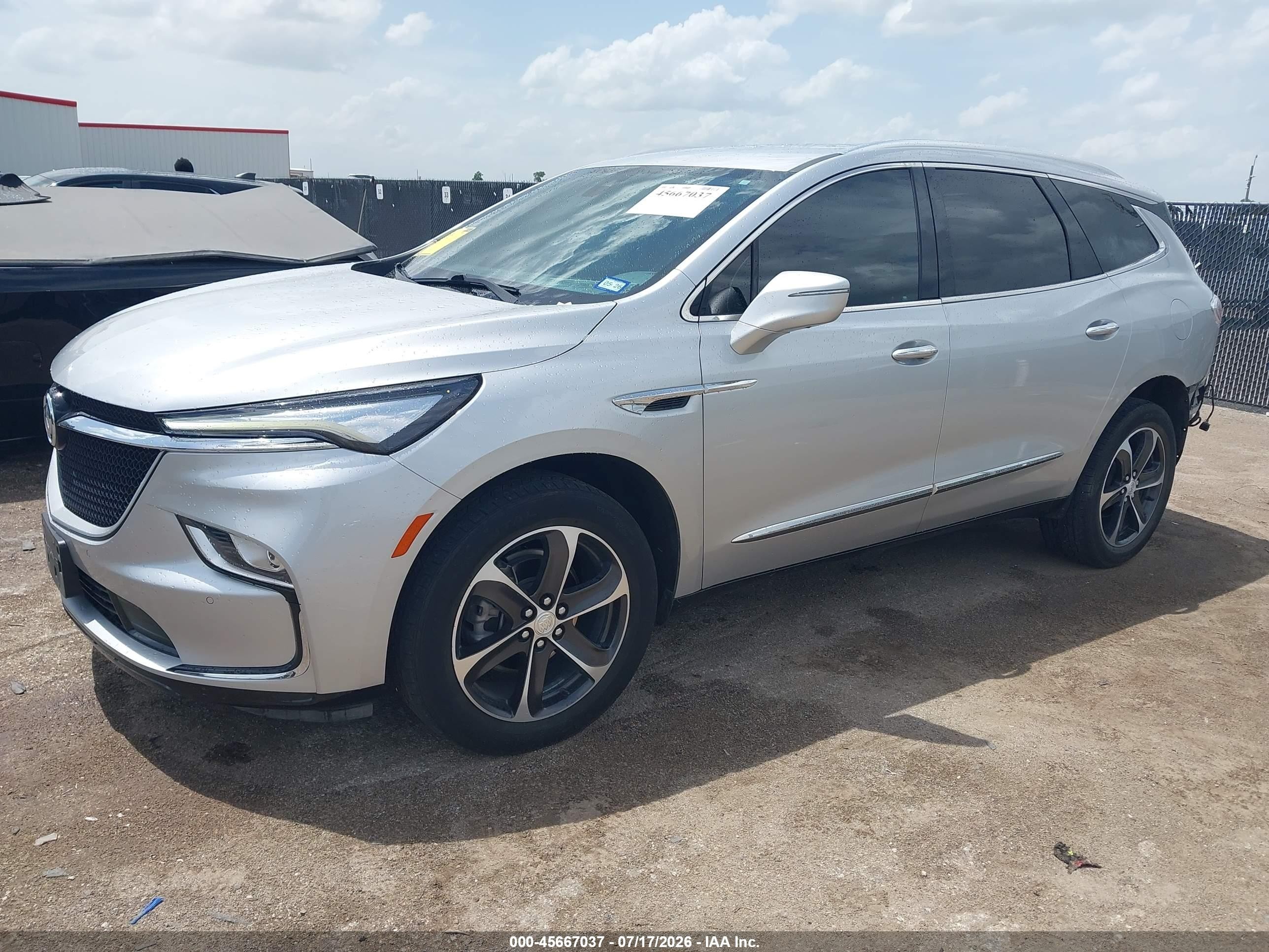 2022 Buick Enclave Fwd Essence Silver vin: 5GAERBKW0NJ164988