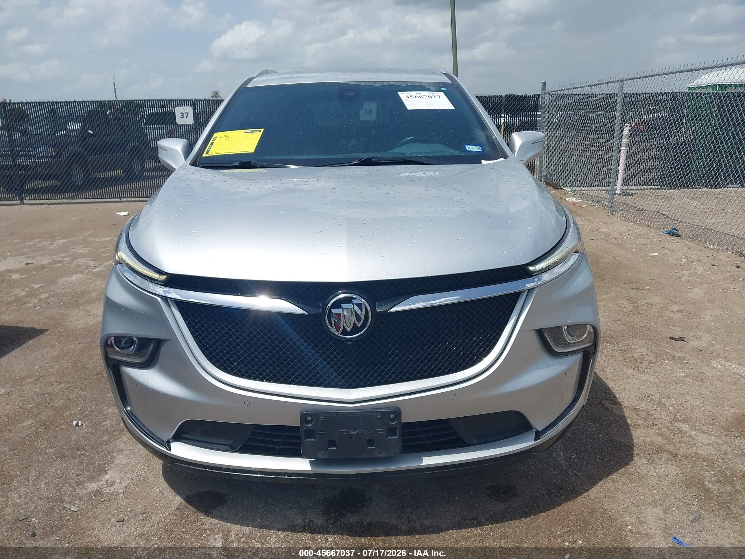 2022 Buick Enclave Fwd Essence Silver vin: 5GAERBKW0NJ164988