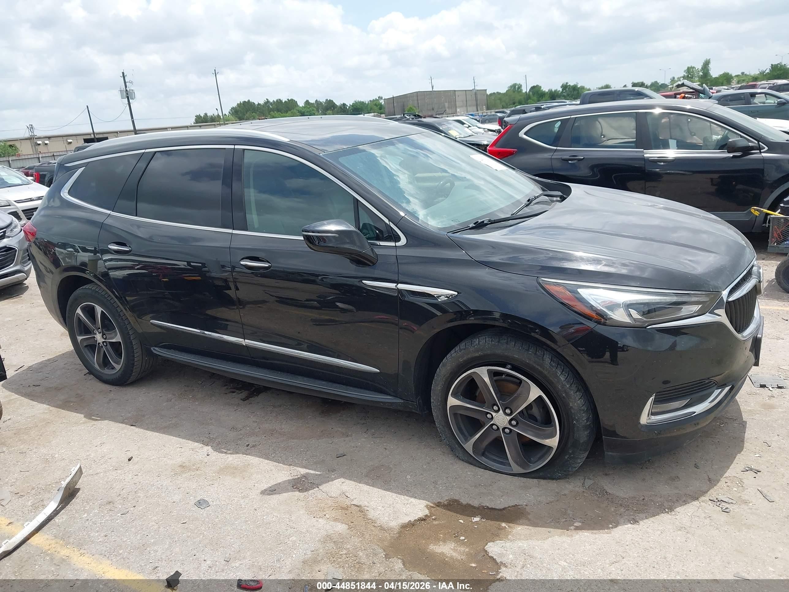 2020 Buick Enclave Fwd Essence Черный vin: 5GAERBKW1LJ211085