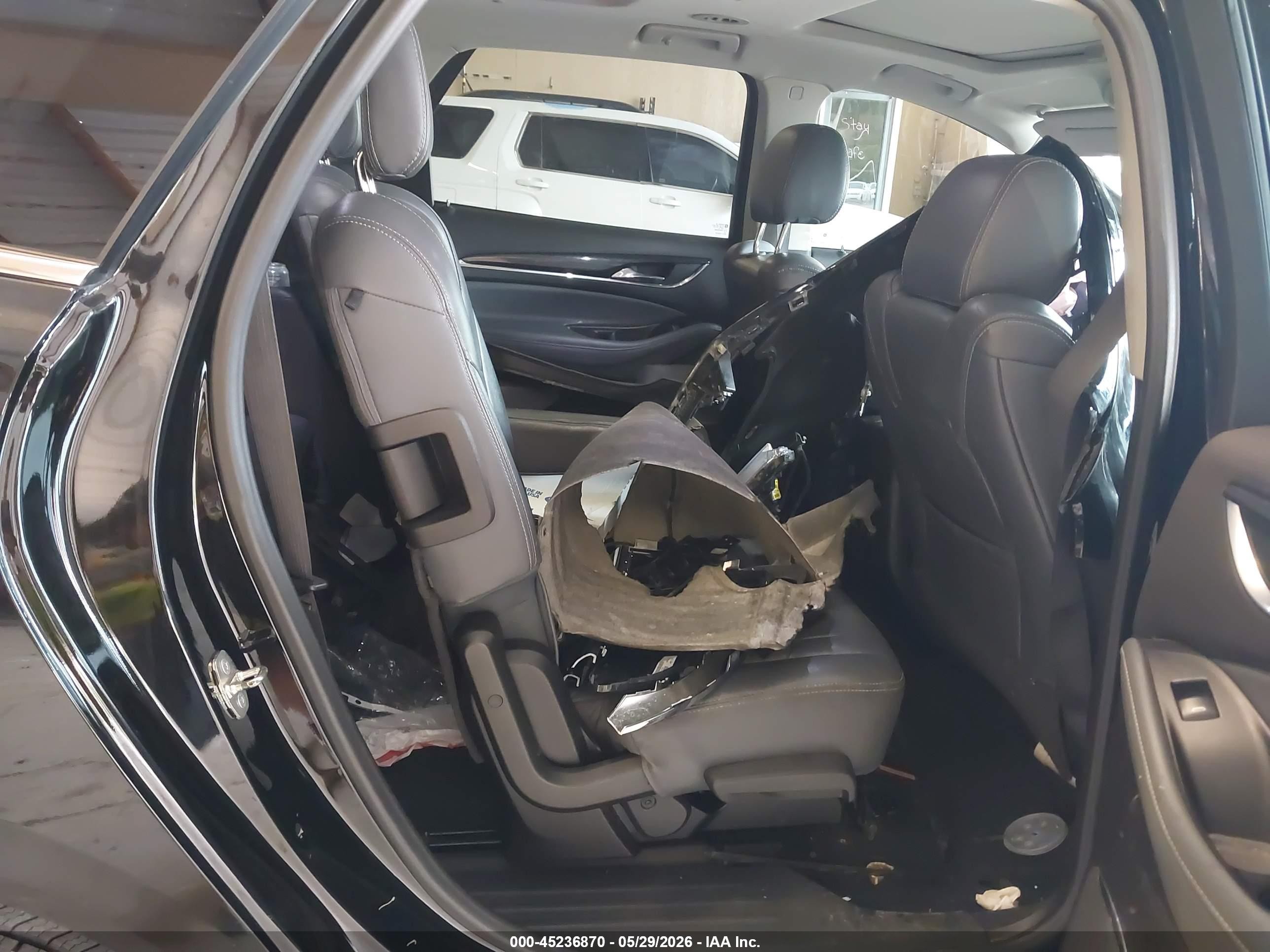 2018 Buick Enclave Essence Black vin: 5GAERBKW2JJ256498