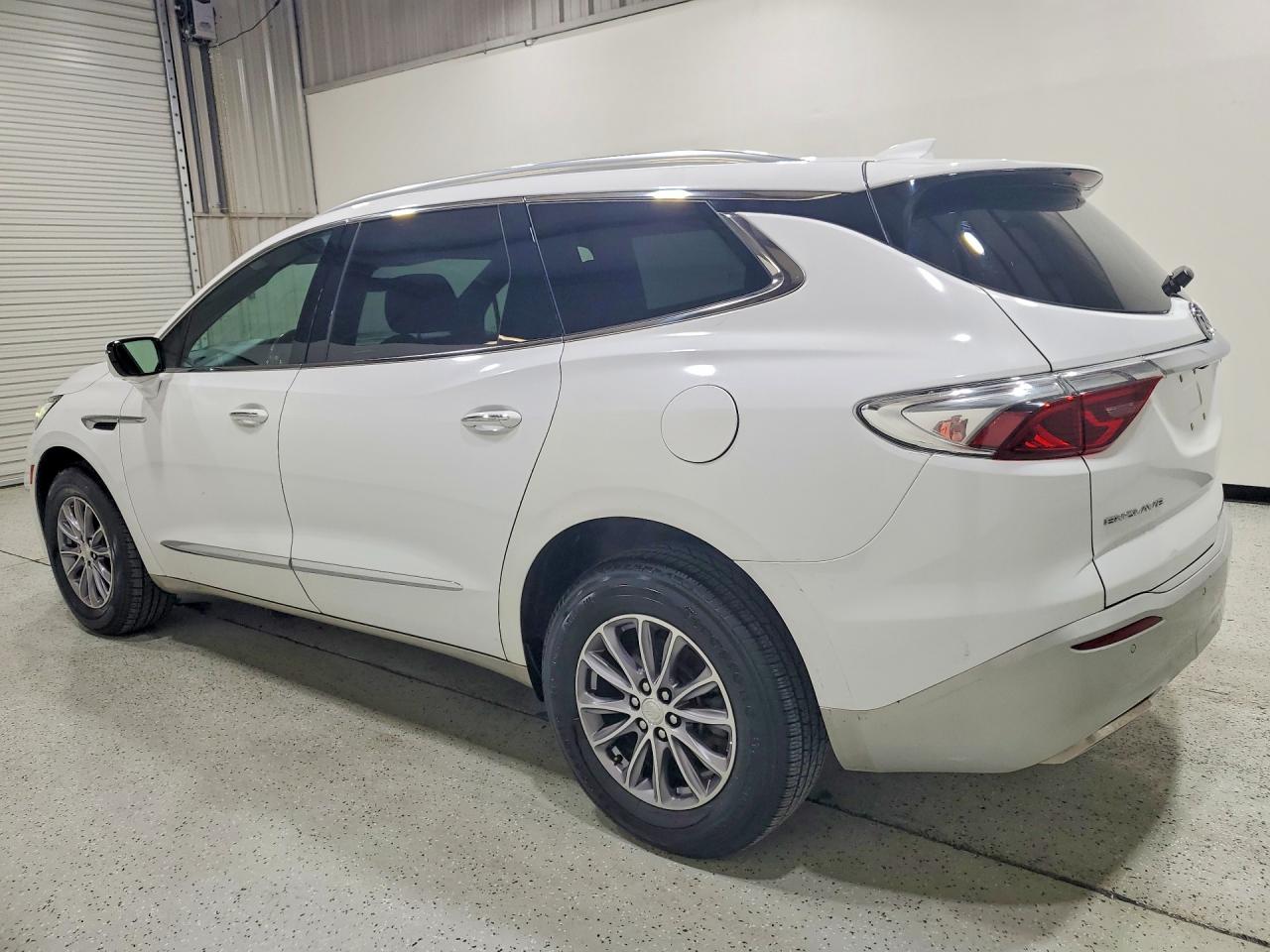 2022 Buick Enclave Premium Белый vin: 5GAERCKW7NJ125126