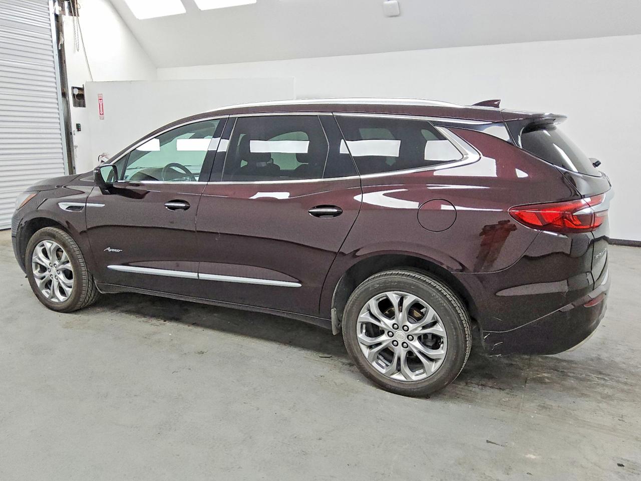 2020 Buick Enclave Avenir Коричневый vin: 5GAERDKW3LJ321289