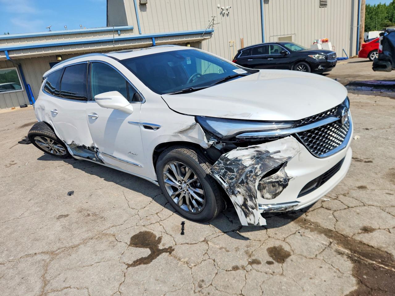 2024 Buick Enclave Avenir Белый vin: 5GAERDKW7RJ124652