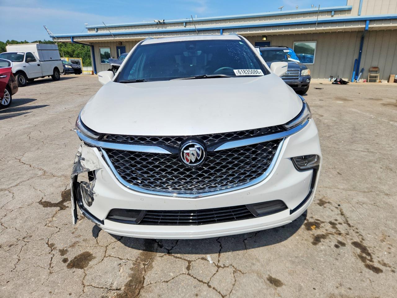 2024 Buick Enclave Avenir Белый vin: 5GAERDKW7RJ124652