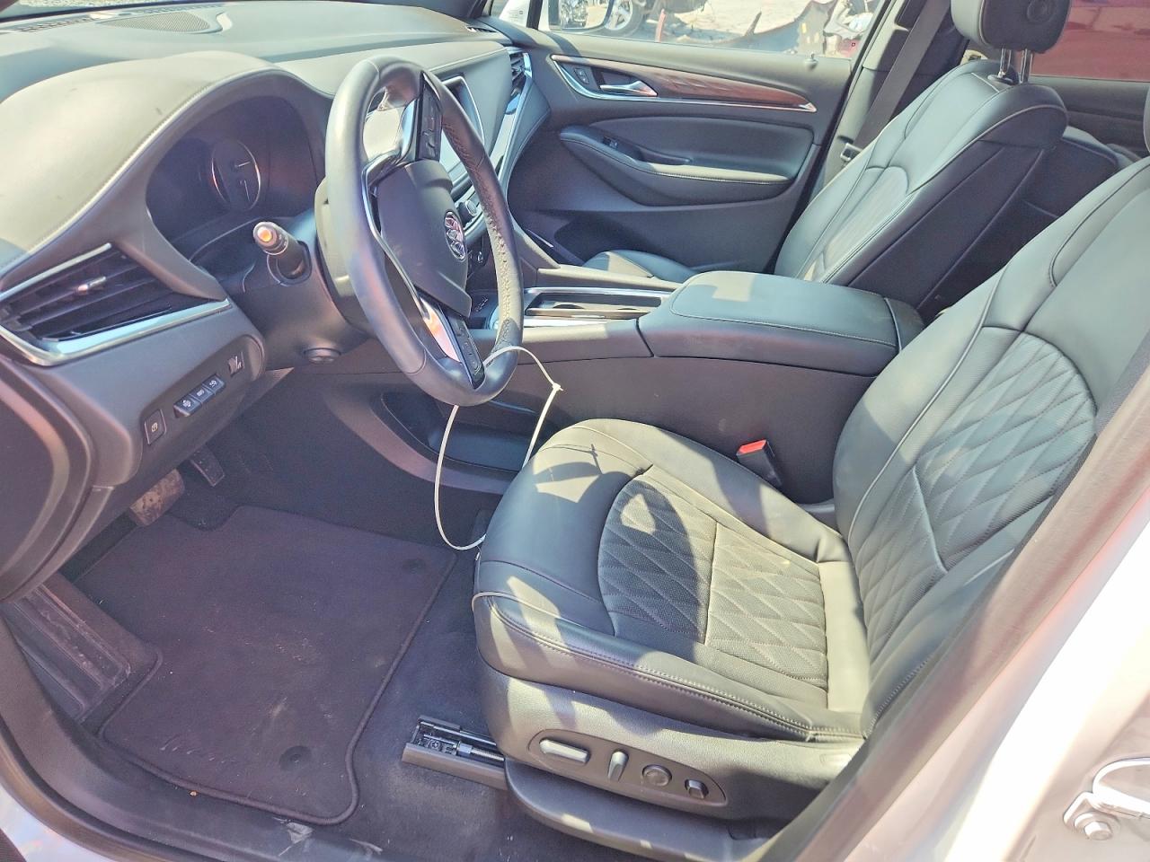 2024 Buick Enclave Avenir Белый vin: 5GAERDKW7RJ124652