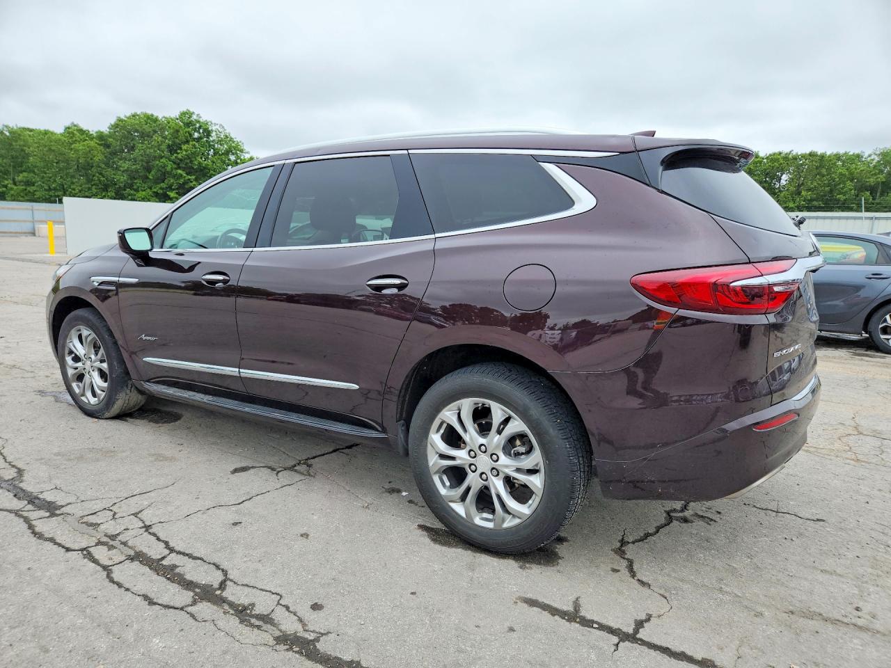 2020 Buick Enclave Avenir Maroon vin: 5GAERDKWXLJ317501
