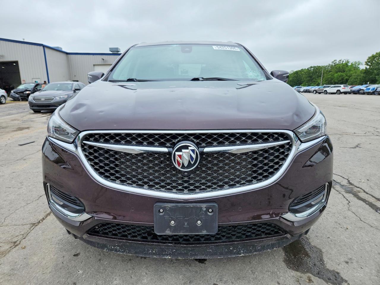2020 Buick Enclave Avenir Maroon vin: 5GAERDKWXLJ317501