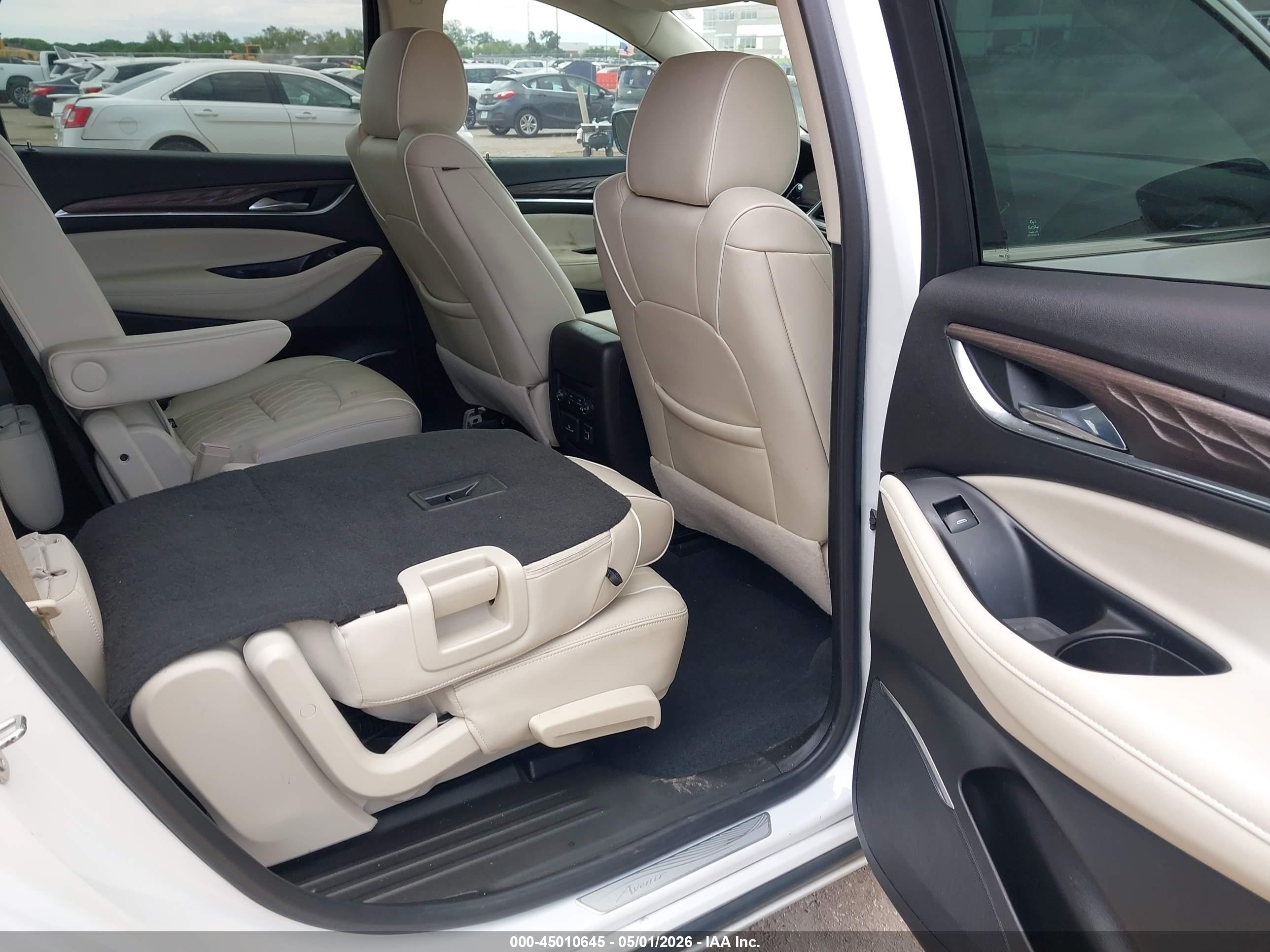 2023 Buick Enclave Avenir Fwd Белый vin: 5GAERDKWXPJ259699