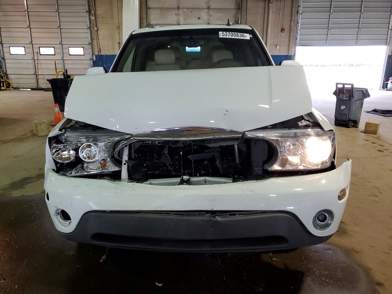 2006 Buick Rainier Cxl White vin: 5GAET13M062157382