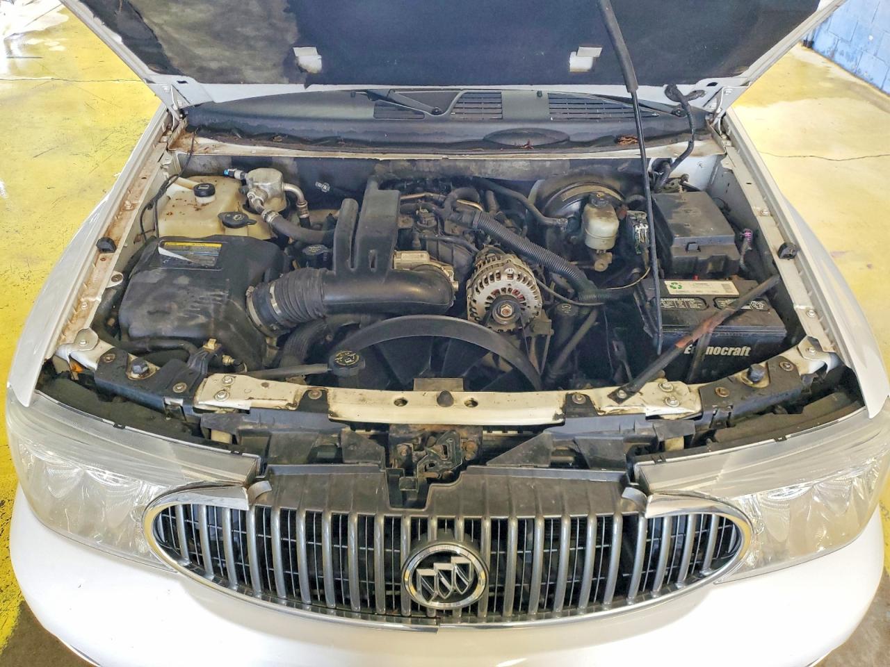 2006 Buick Rainier Cxl Белый vin: 5GAET13M862219210