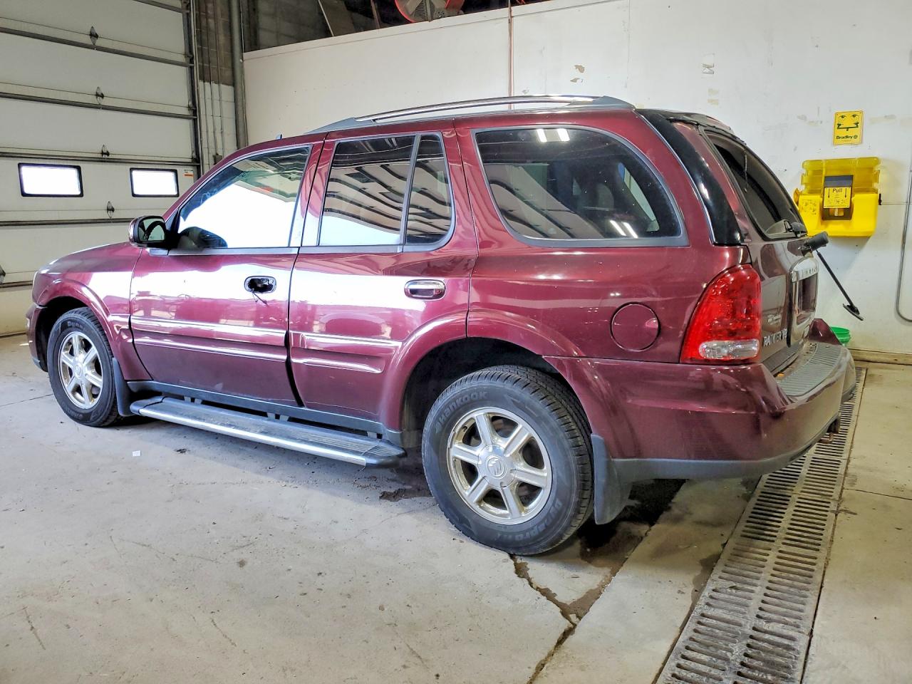 2006 Buick Rainier Cxl Maroon vin: 5GAET13M962152827