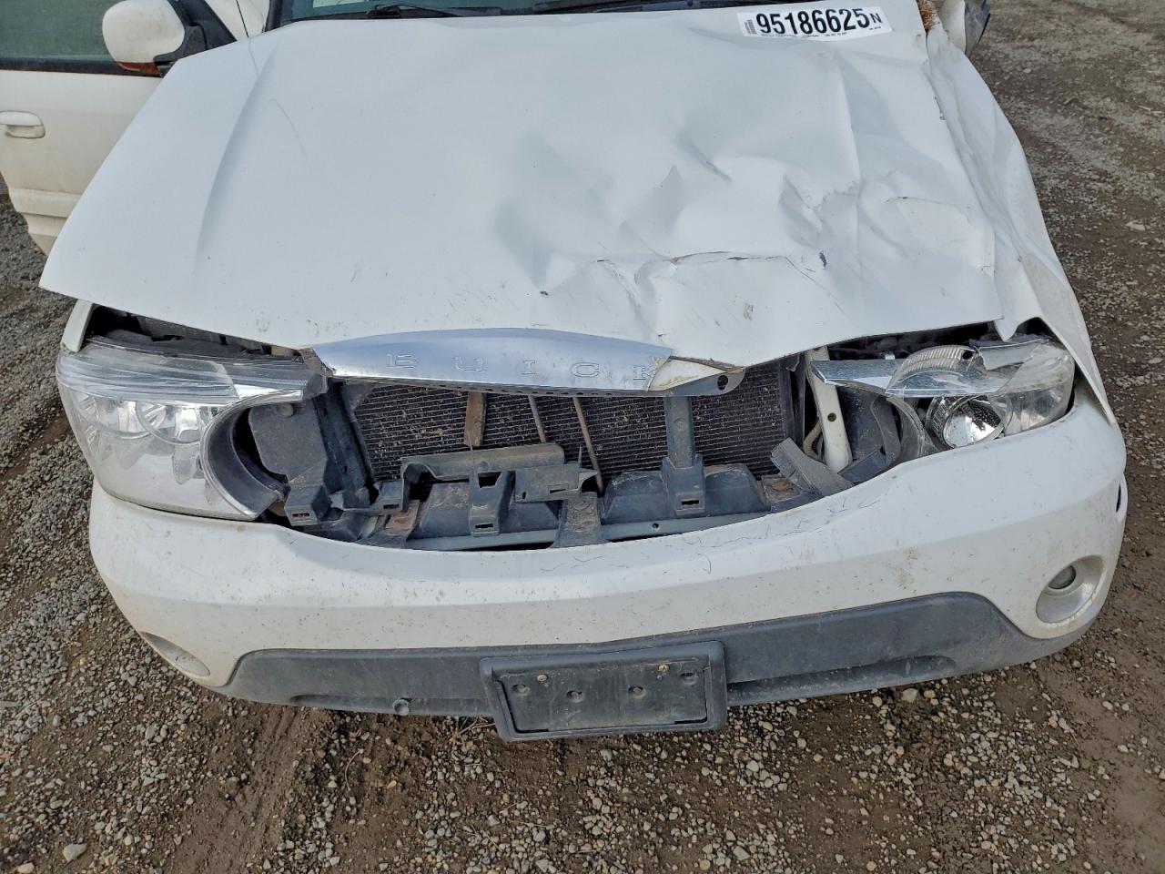 2004 Buick Rainier Cxl White vin: 5GAET13P242201762