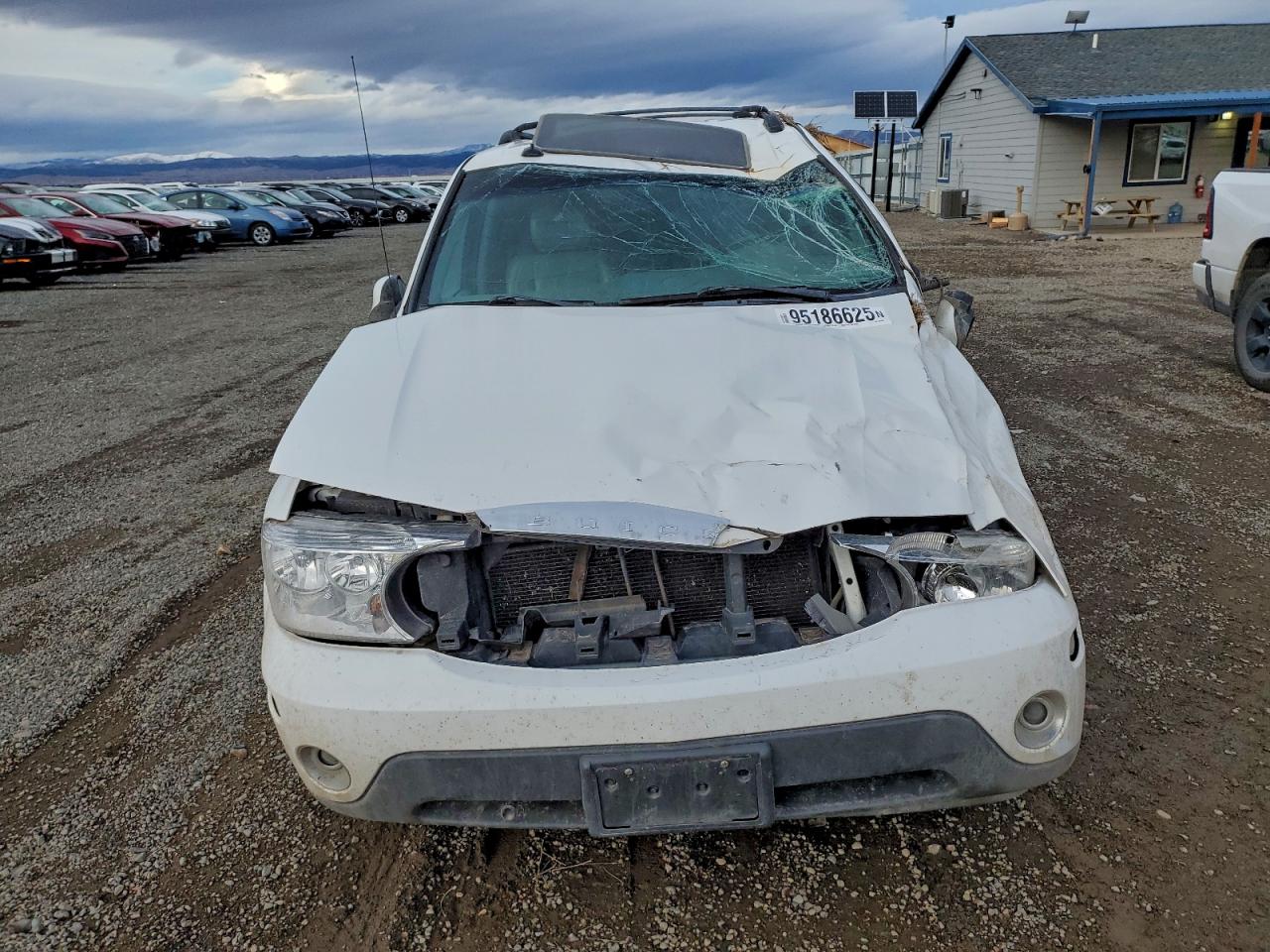 2004 Buick Rainier Cxl White vin: 5GAET13P242201762