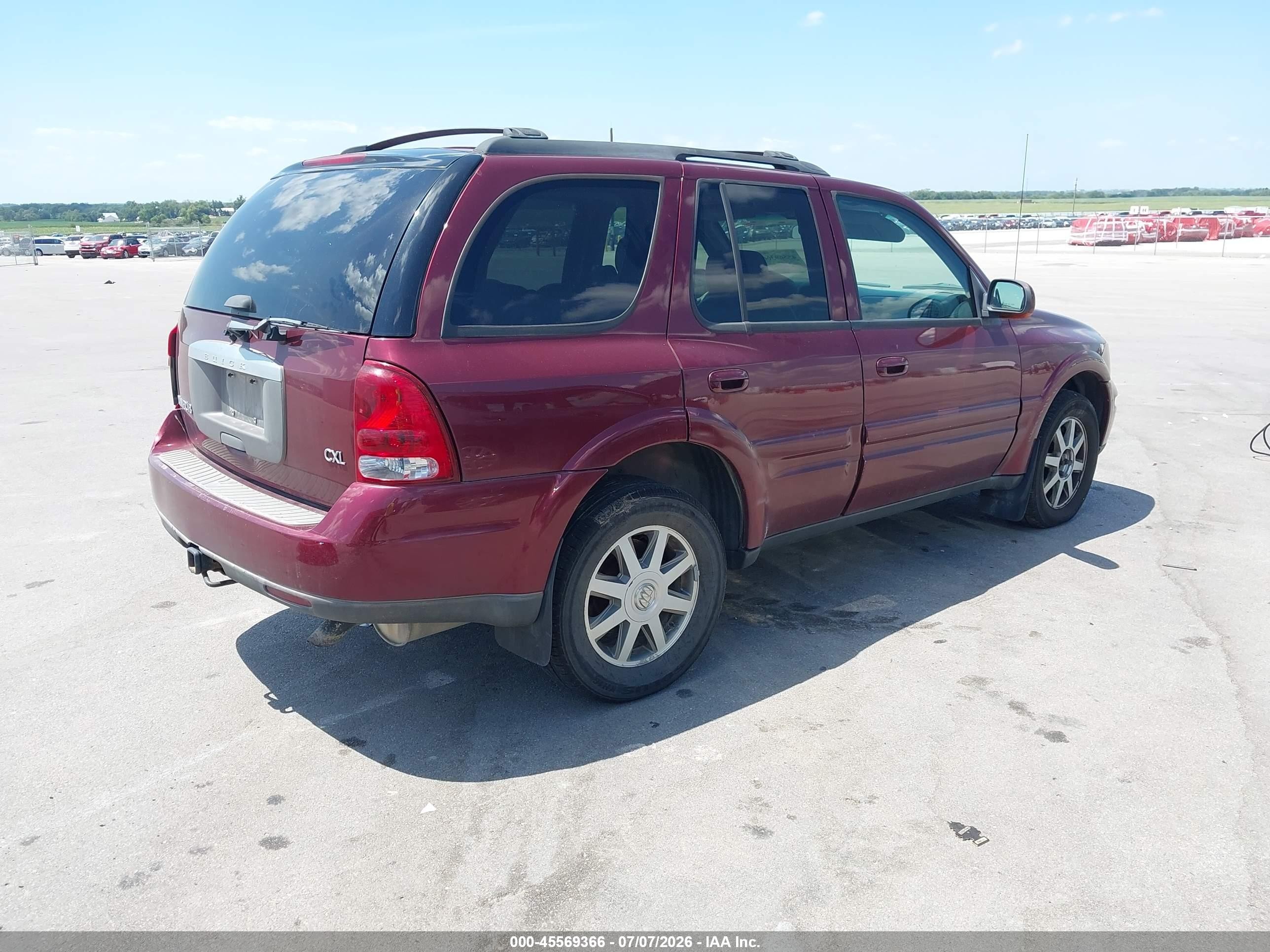 2004 Buick Rainier Cxl Maroon vin: 5GAET13P942262414