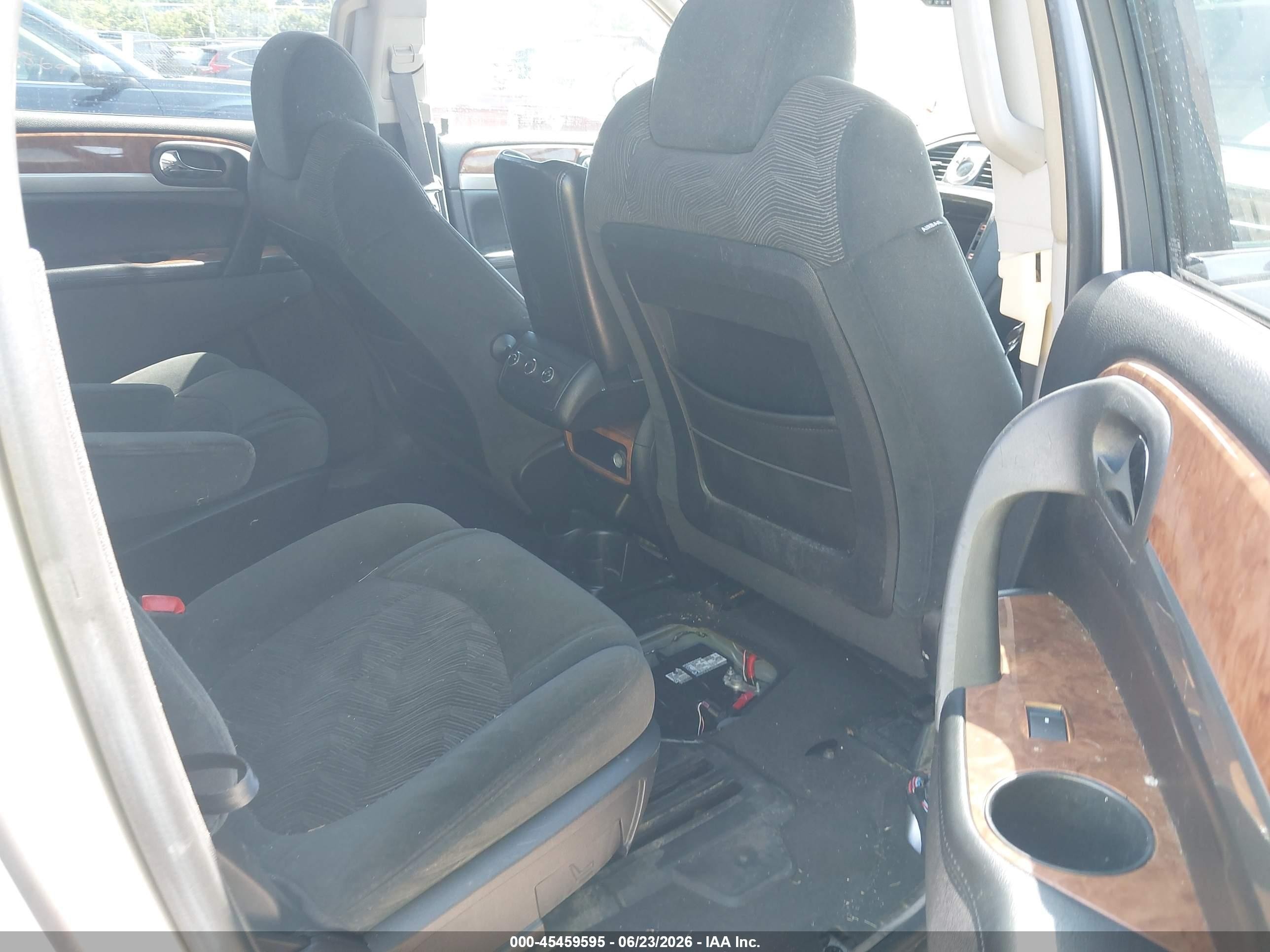 2008 Buick Enclave Cx Silver vin: 5GAEV13718J172650