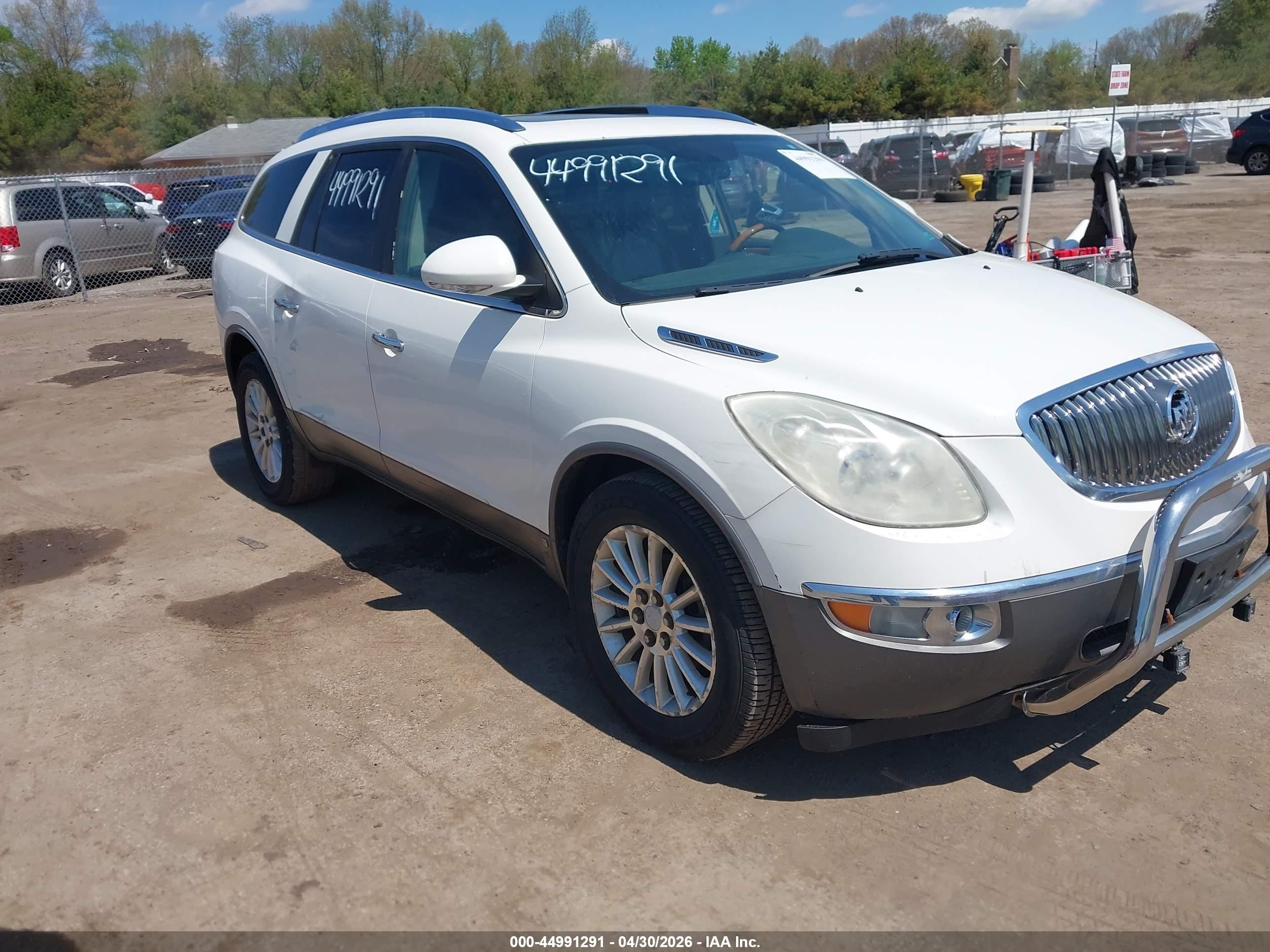 2008 Buick Enclave Cxl White vin: 5GAEV23718J109795
