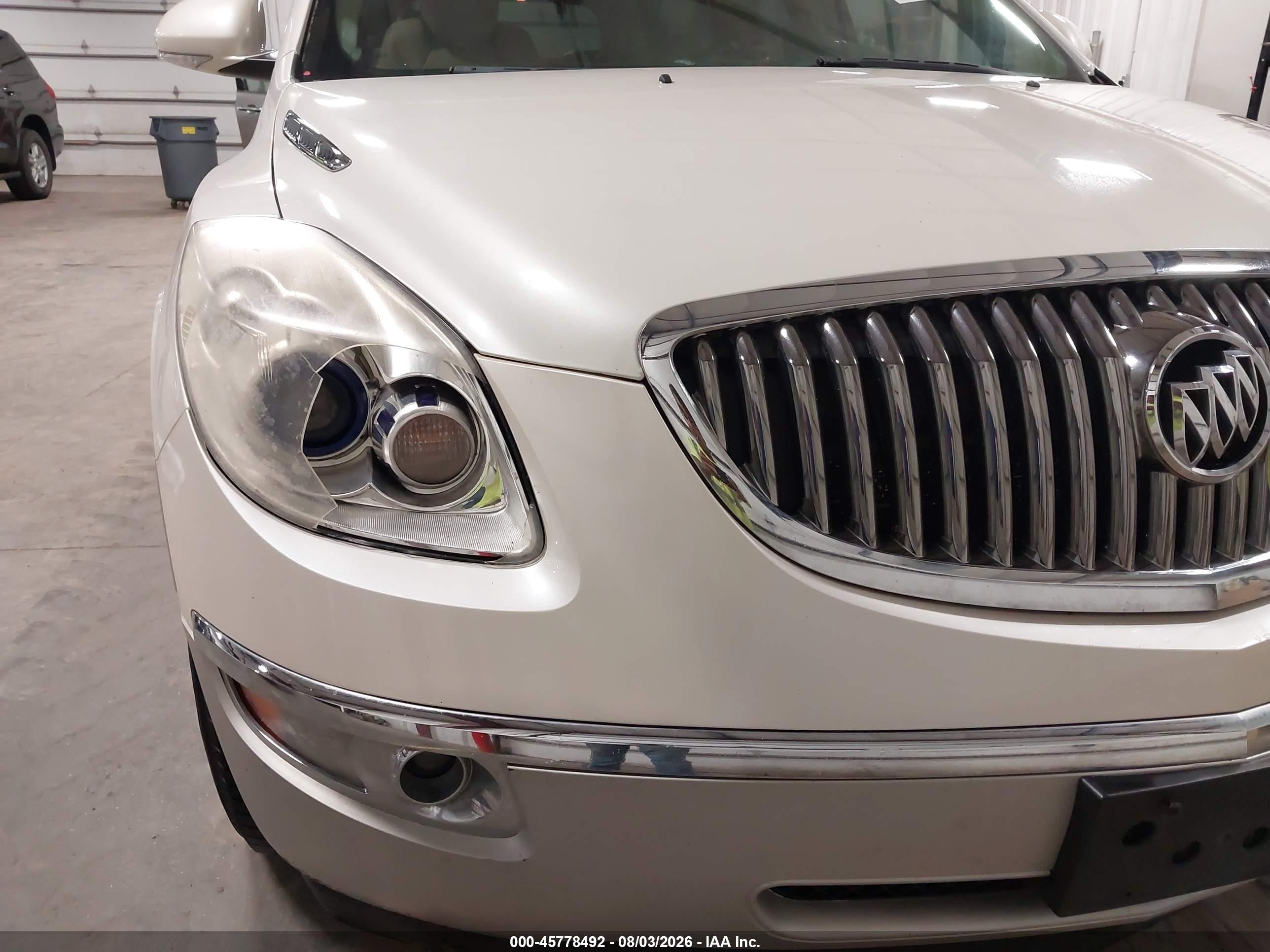 2008 Buick Enclave Cxl White vin: 5GAEV23718J258658