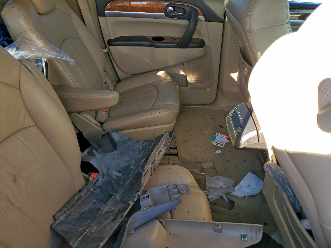 2008 Buick Enclave Cxl White vin: 5GAEV23728J116576