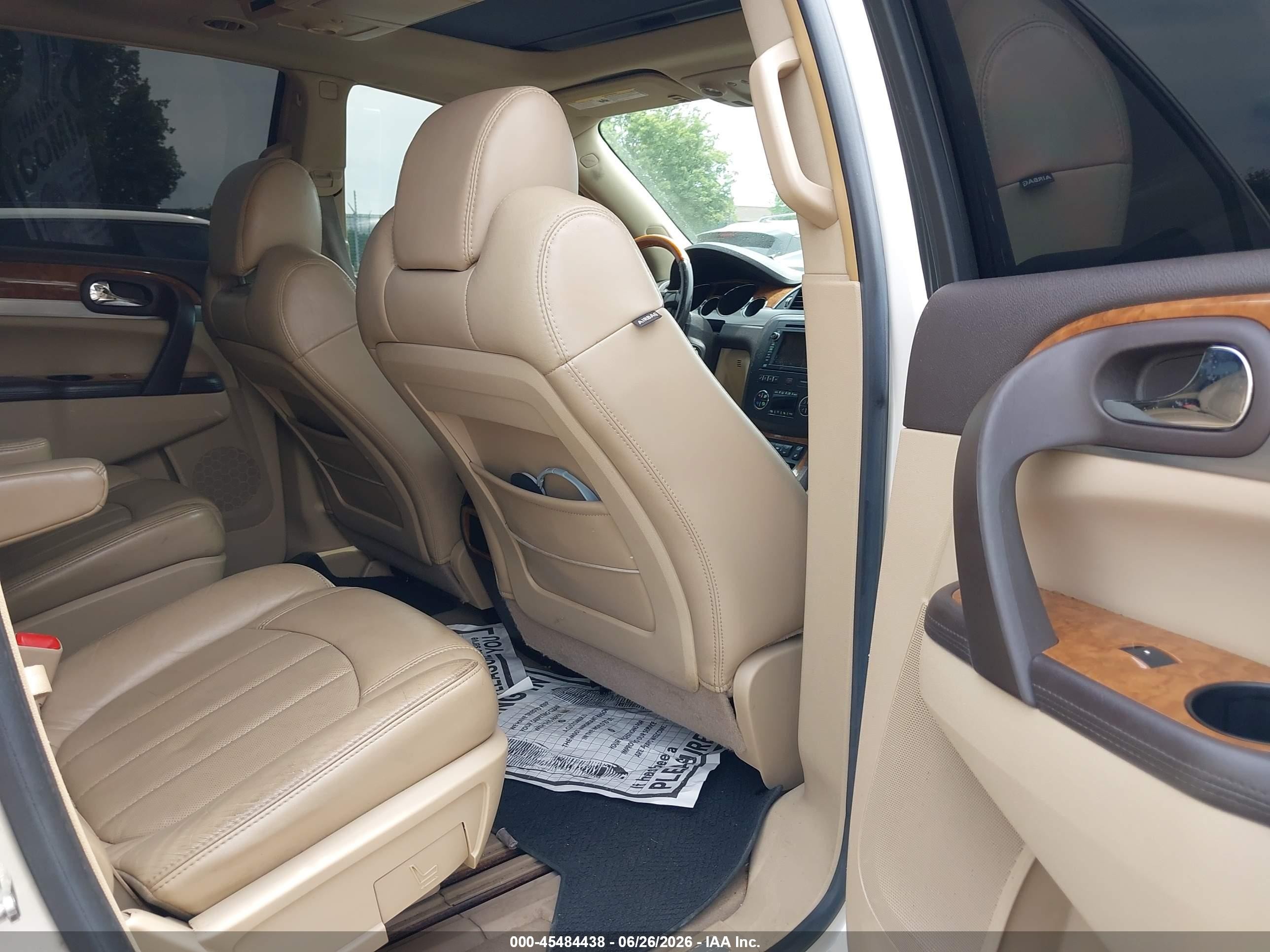 2008 Buick Enclave Cxl White vin: 5GAEV23728J189267