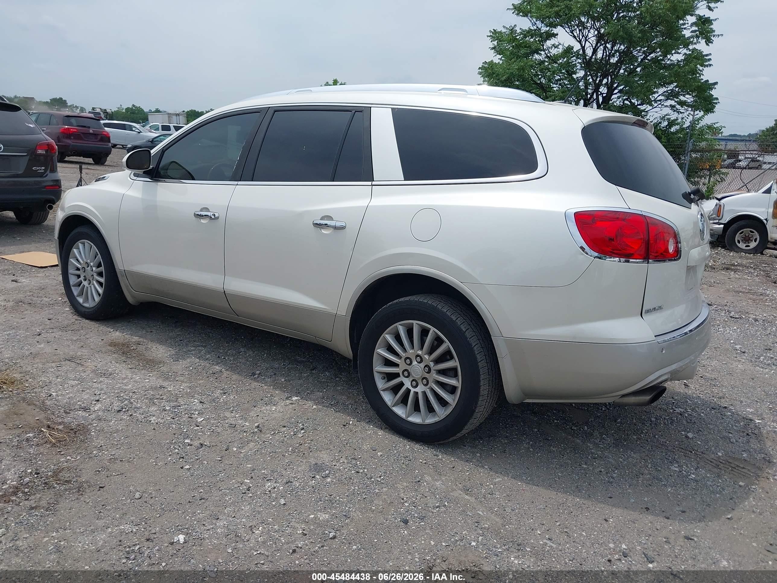 2008 Buick Enclave Cxl White vin: 5GAEV23728J189267