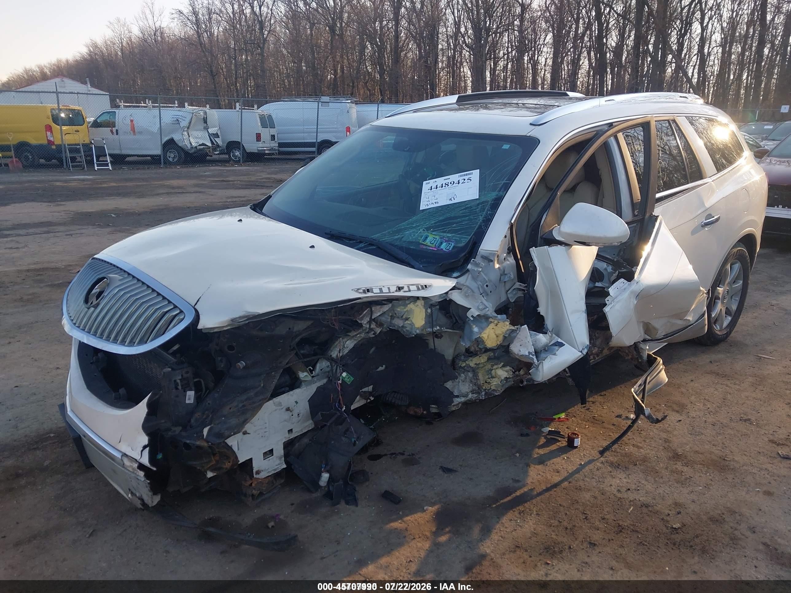 2008 Buick Enclave Cxl White vin: 5GAEV23728J267045
