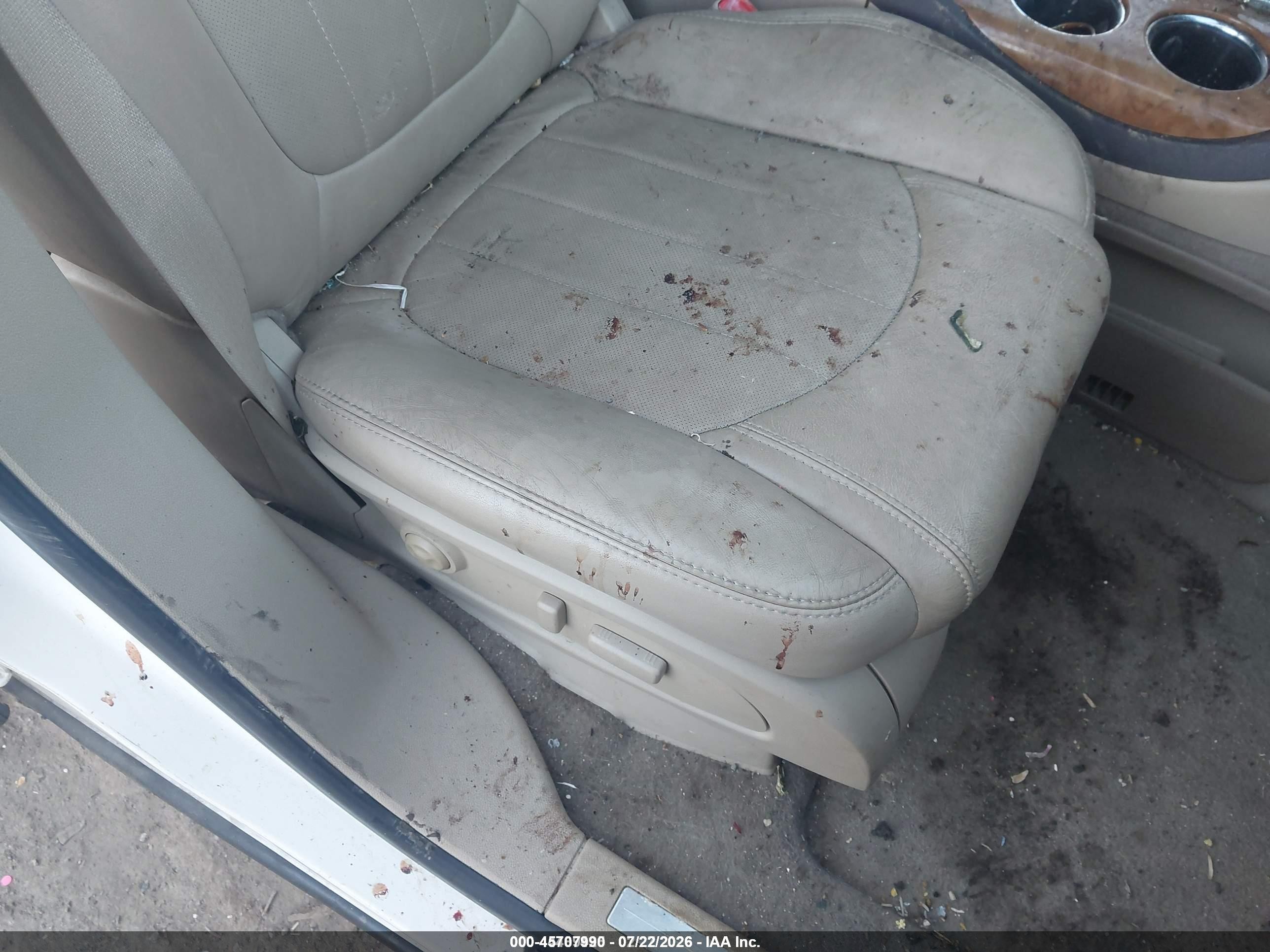 2008 Buick Enclave Cxl White vin: 5GAEV23728J267045
