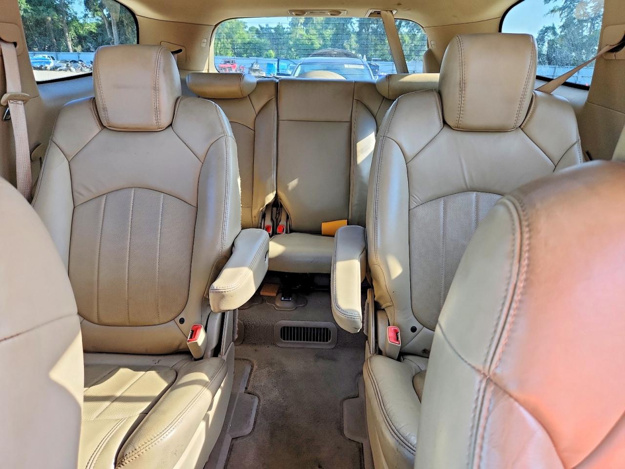 2008 Buick Enclave Cxl White vin: 5GAEV23748J201158