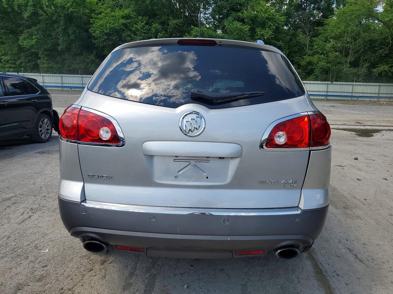 2008 Buick Enclave Cxl Silver vin: 5GAEV23748J235696