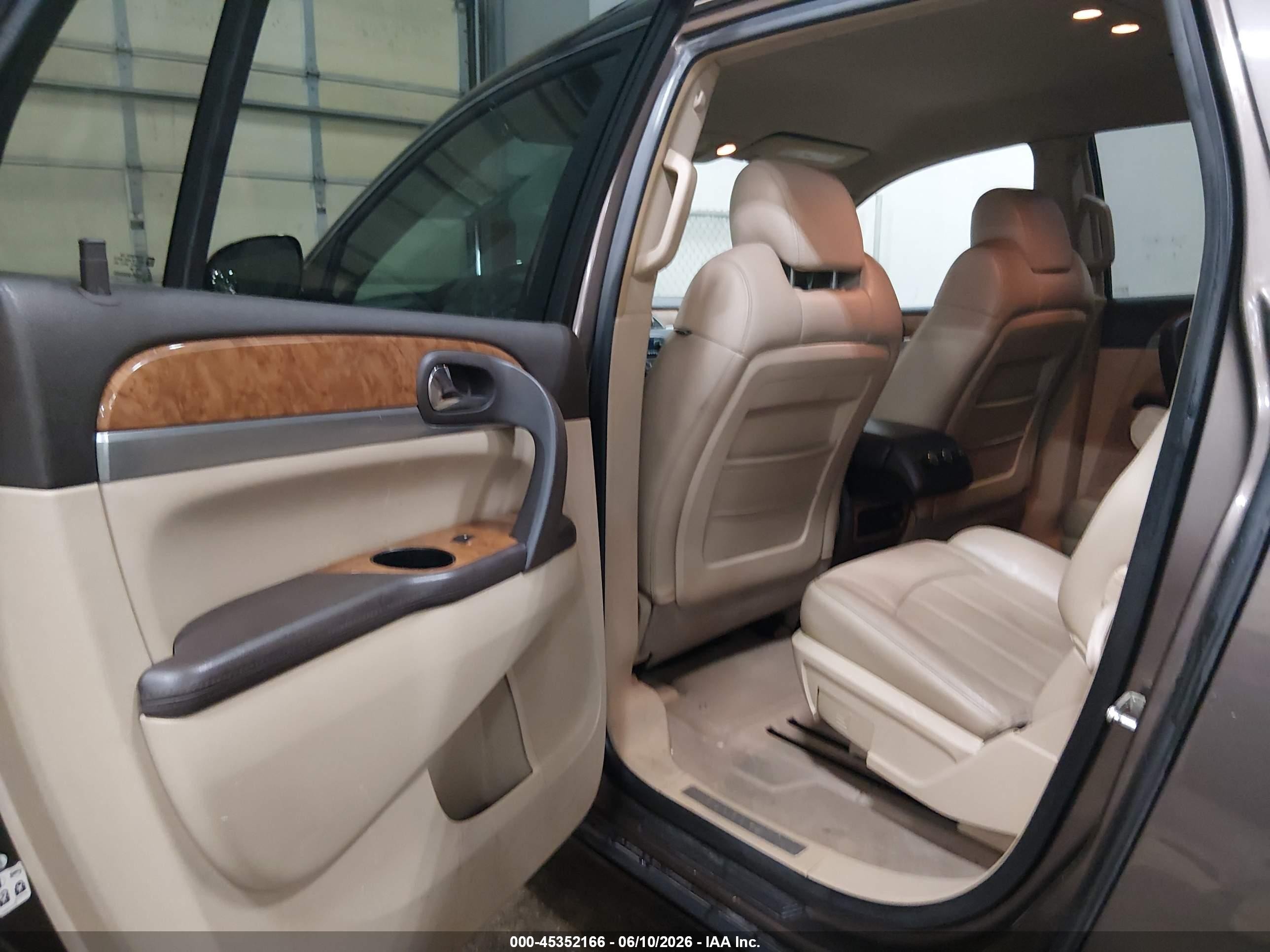 2008 Buick Enclave Cxl Brown vin: 5GAEV23758J211861