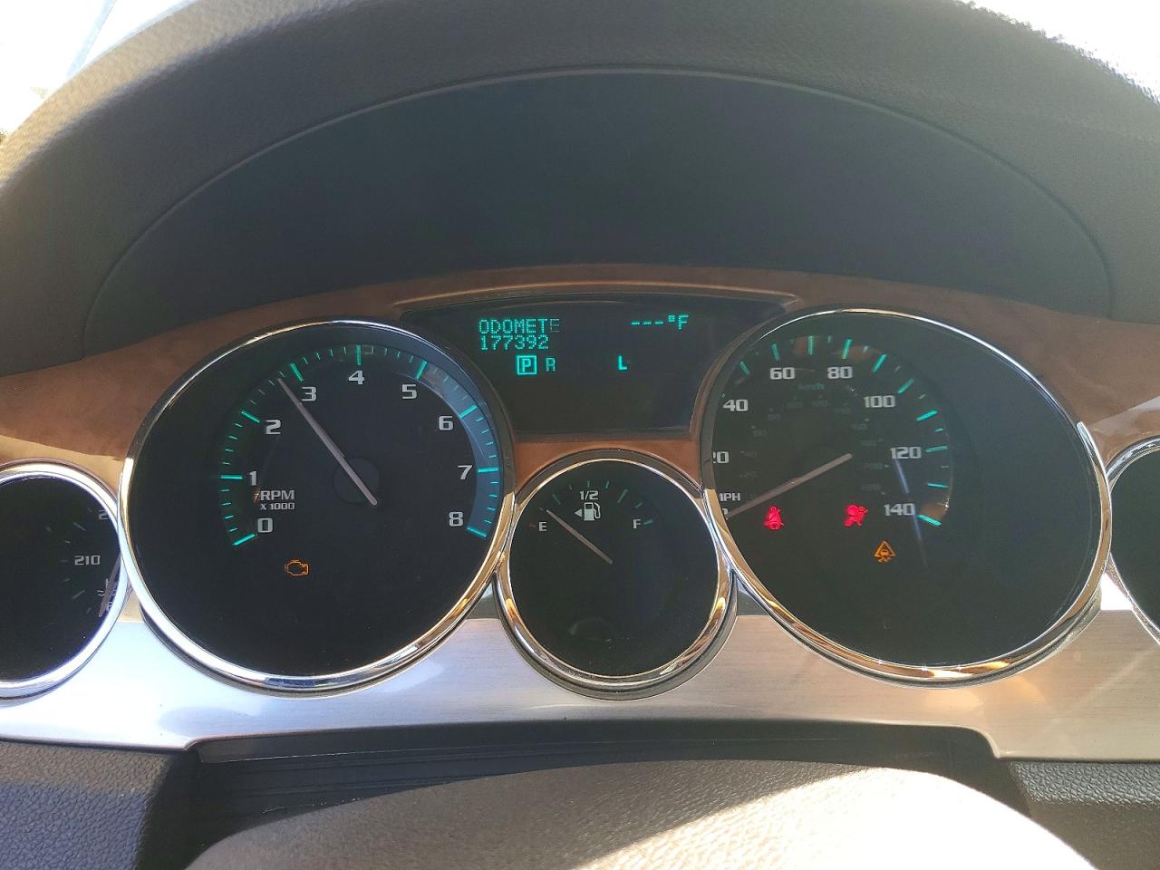 2008 Buick Enclave Cxl White vin: 5GAEV23758J293042