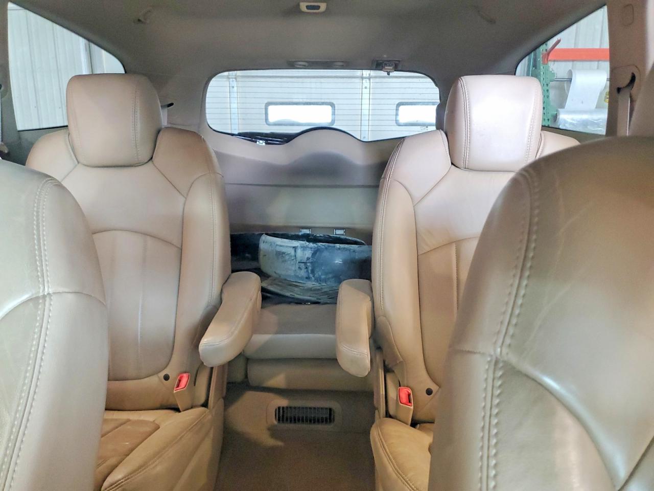 2008 Buick Enclave Brown vin: 5GAEV23768J102289
