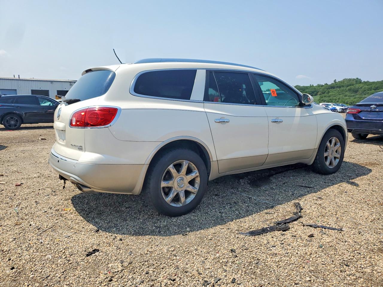 2008 Buick Enclave Cxl White vin: 5GAEV23788J275800
